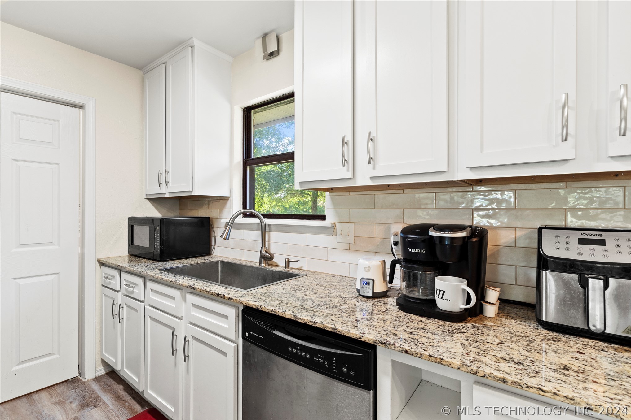 19116 County Road 1570