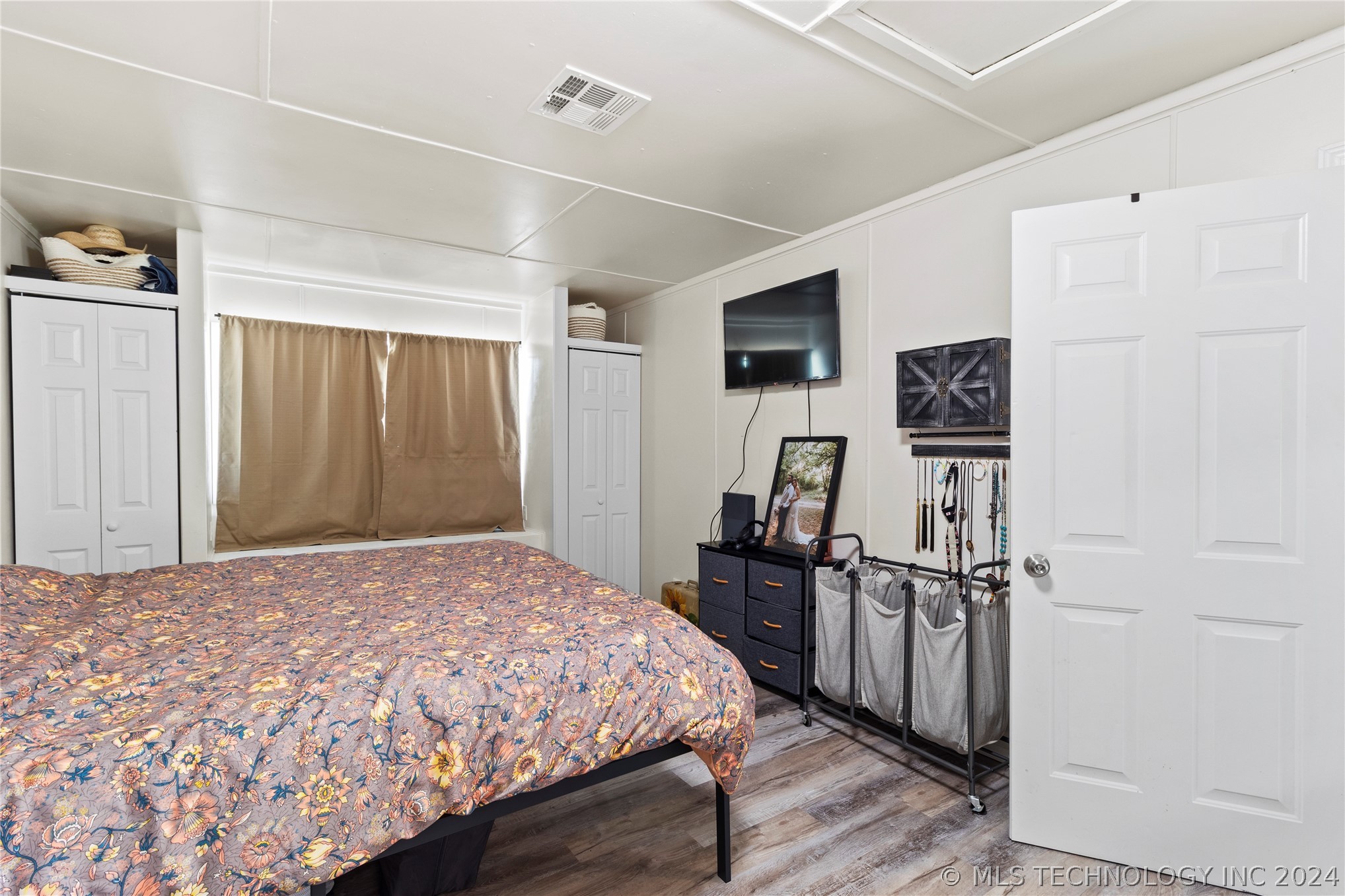 19116 County Road 1570