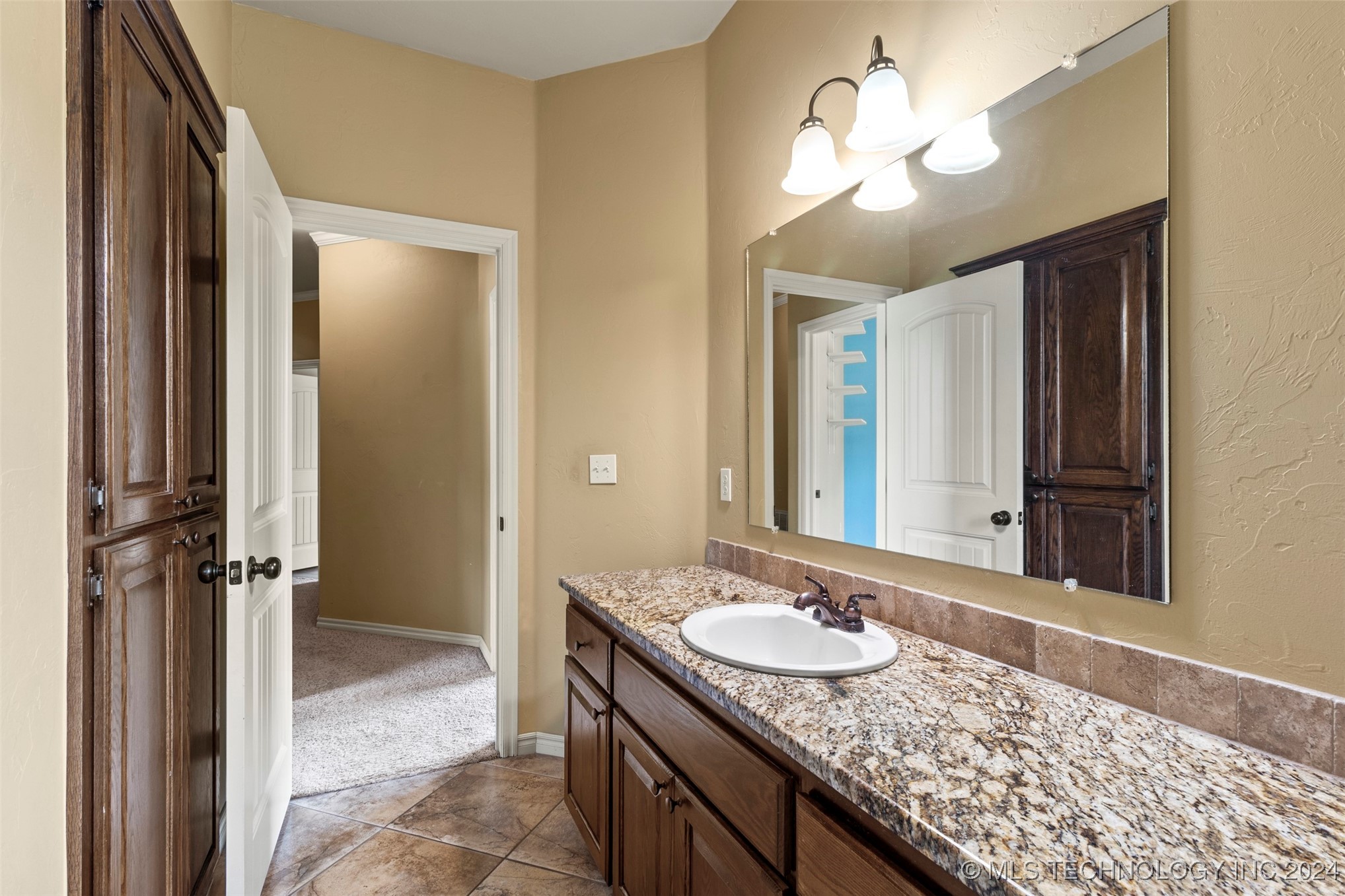 11060 County Road 1518