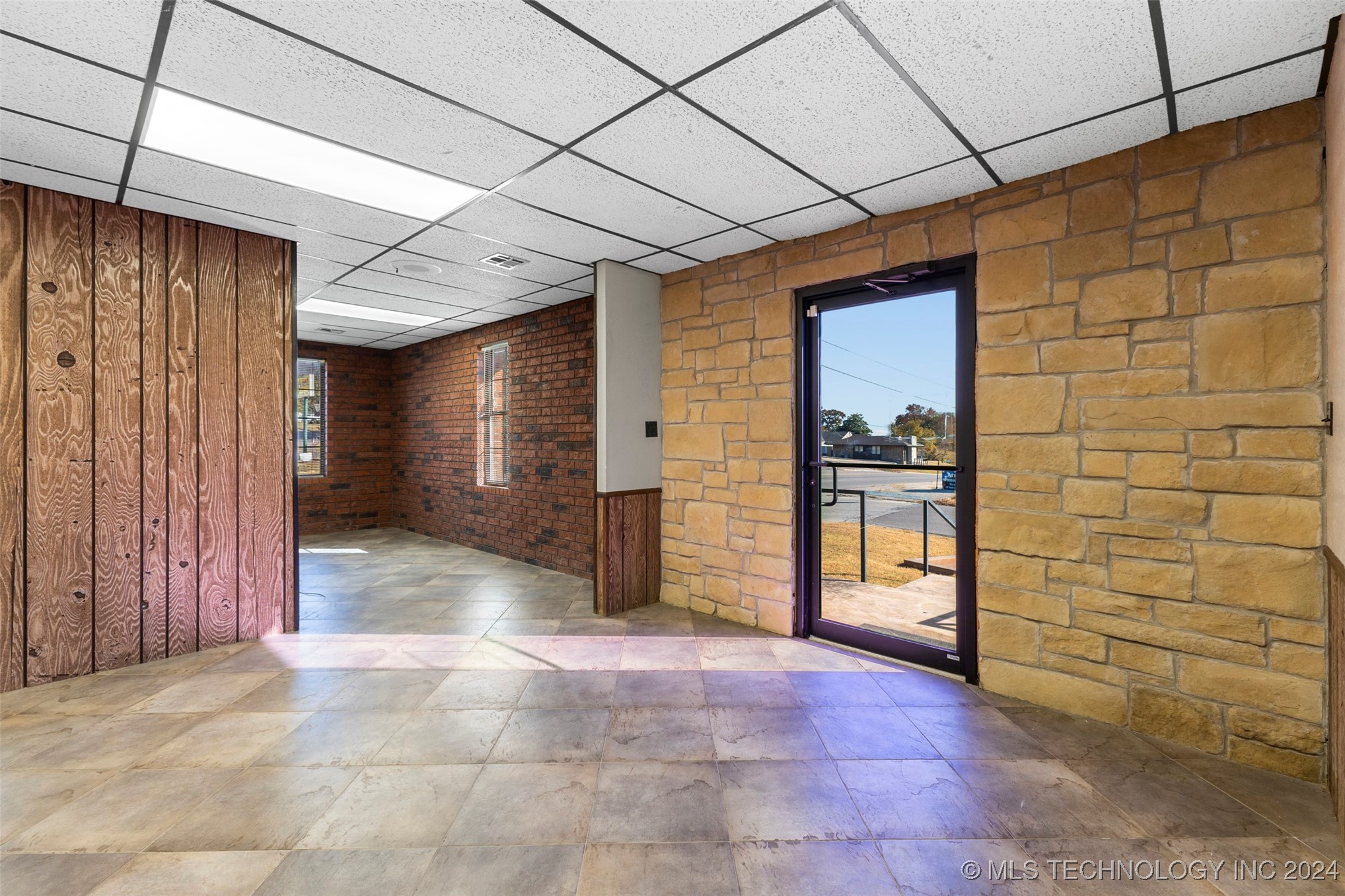 630 E 17th