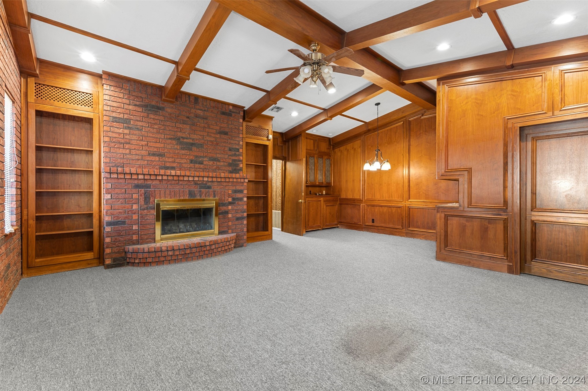 630 E 17th