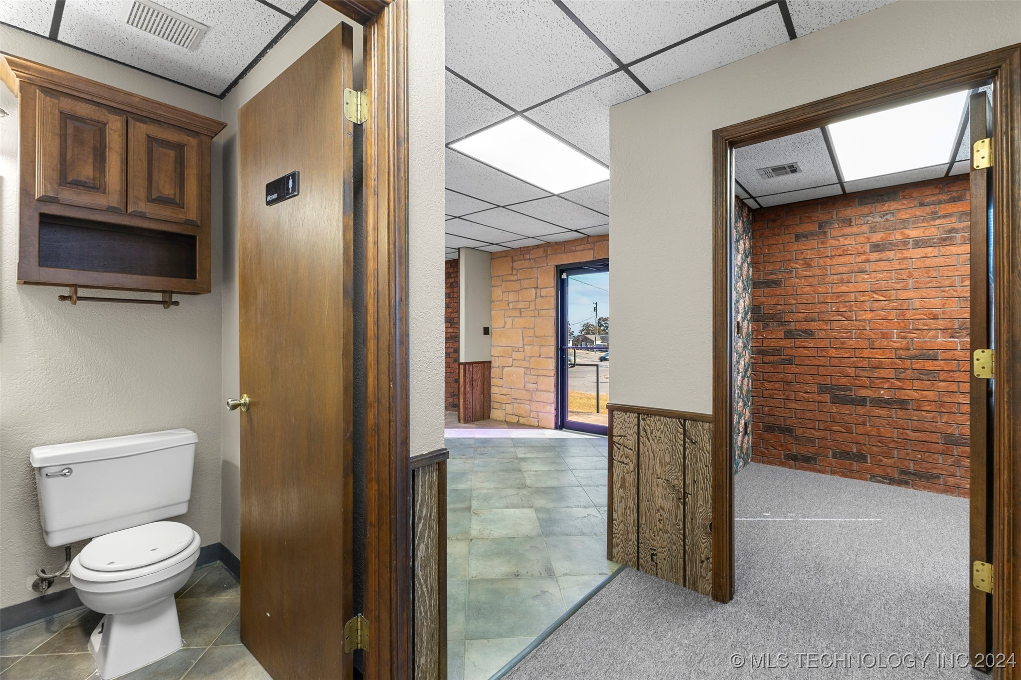 630 E 17th