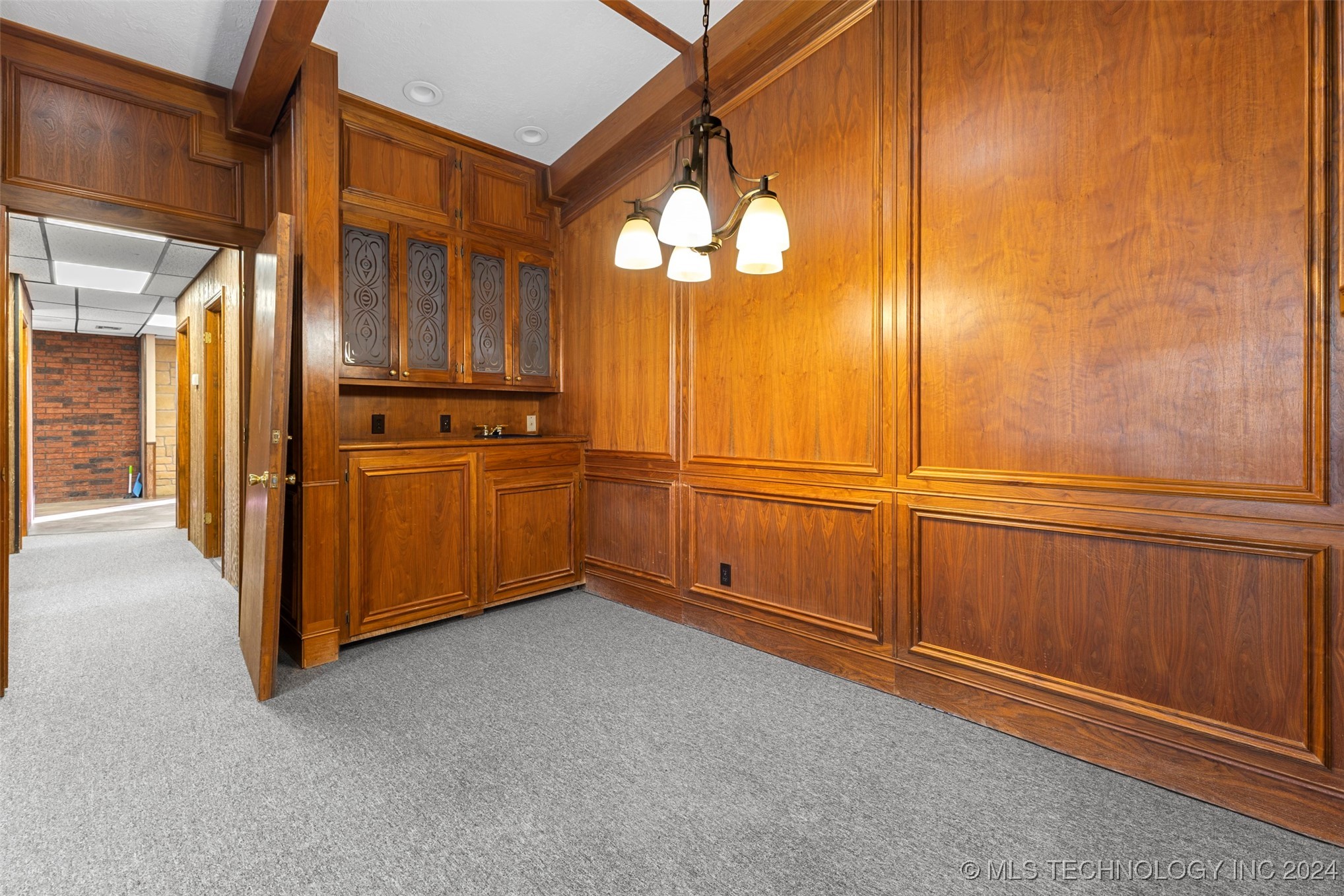 630 E 17th