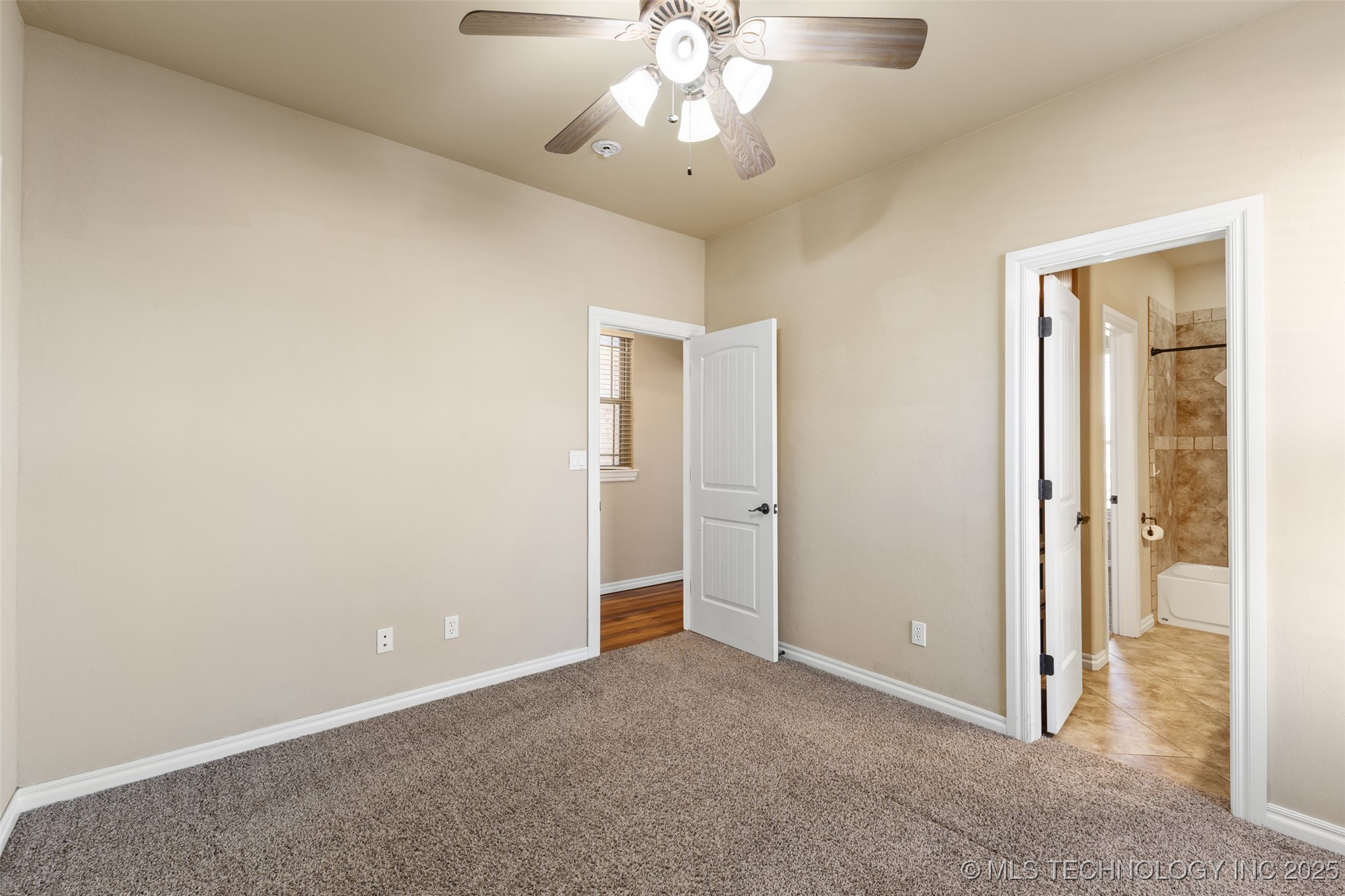 820 Cypress