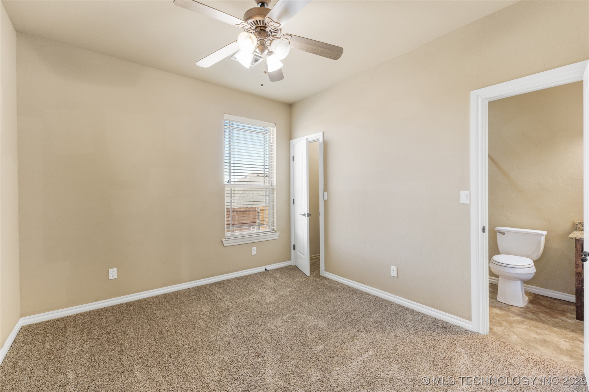 820 Cypress