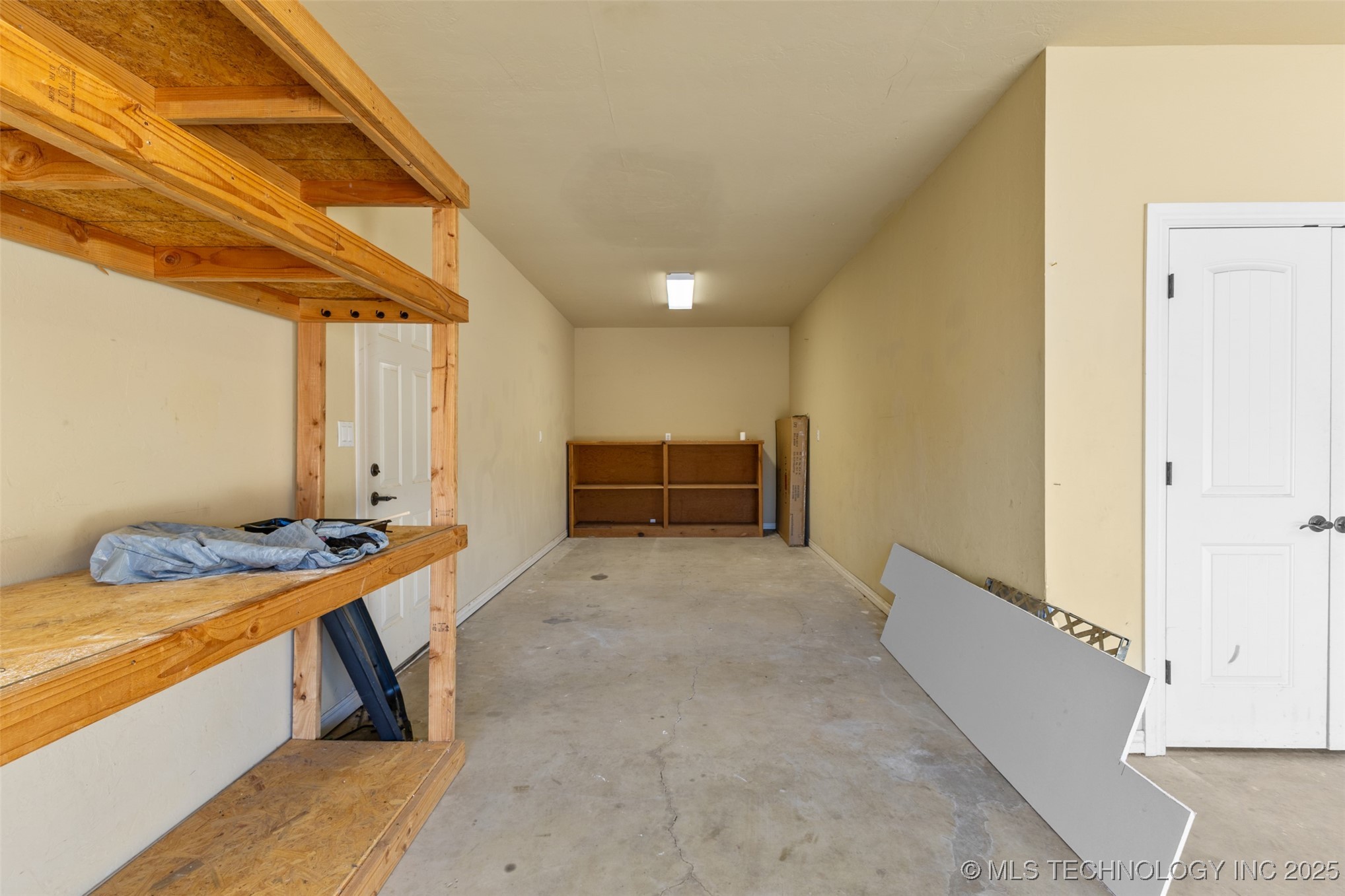 820 Cypress