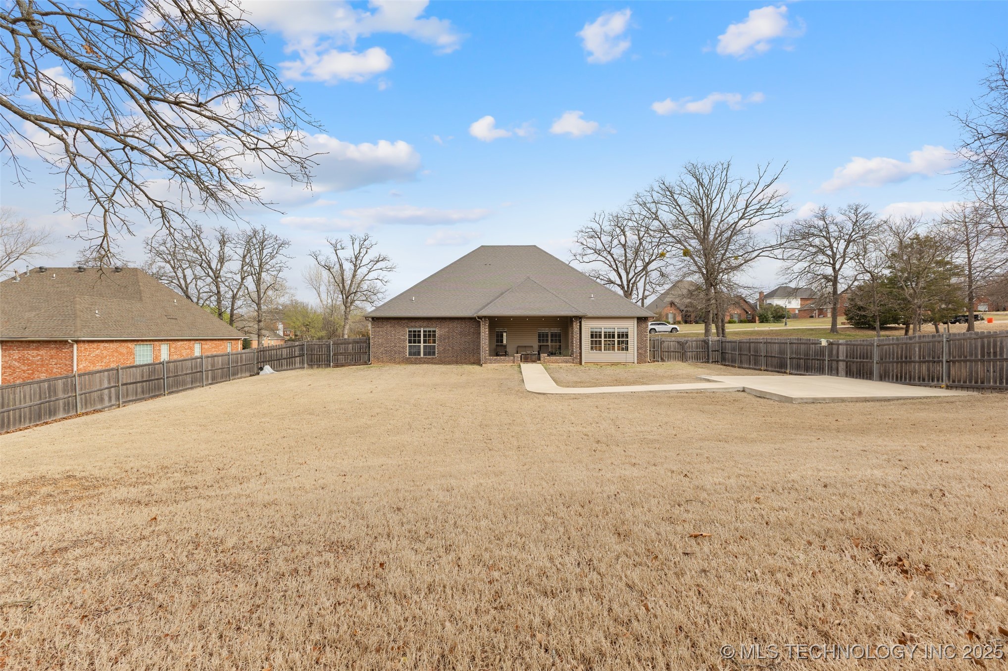 1923 Muirfield Drive