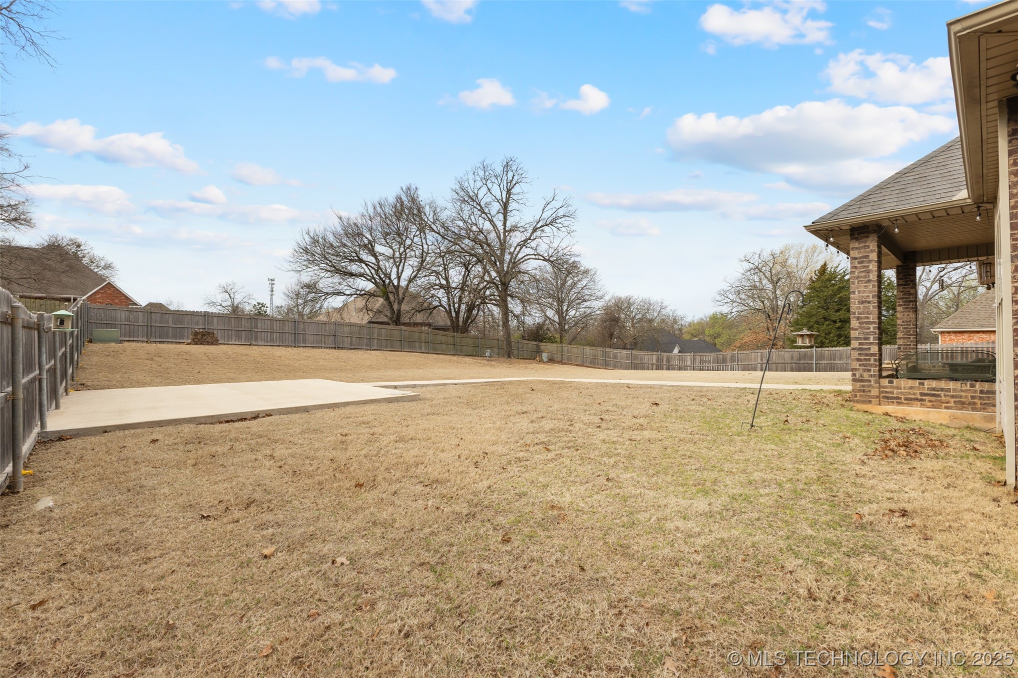 1923 Muirfield Drive