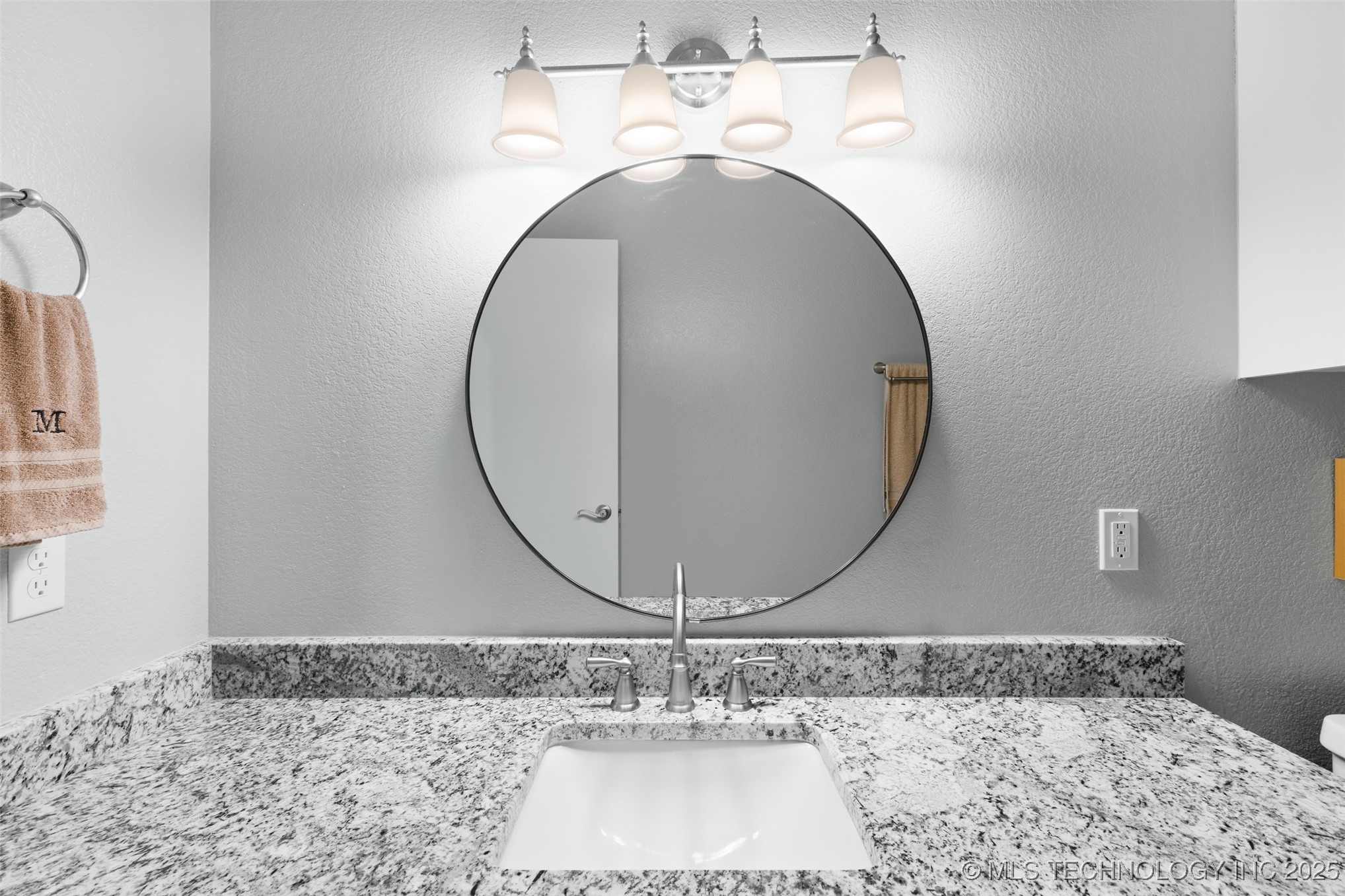 1923 Muirfield Drive