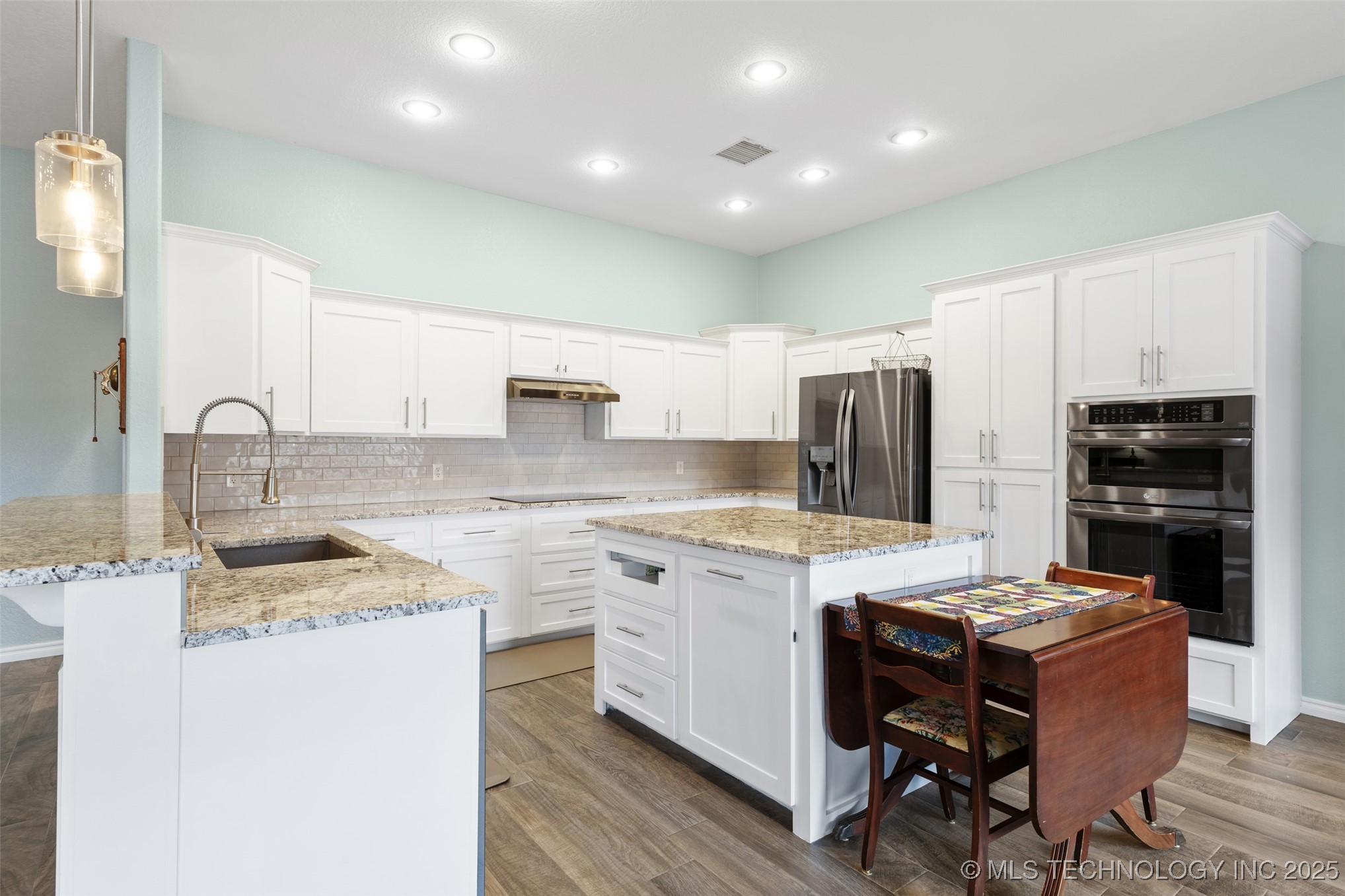 1923 Muirfield Drive