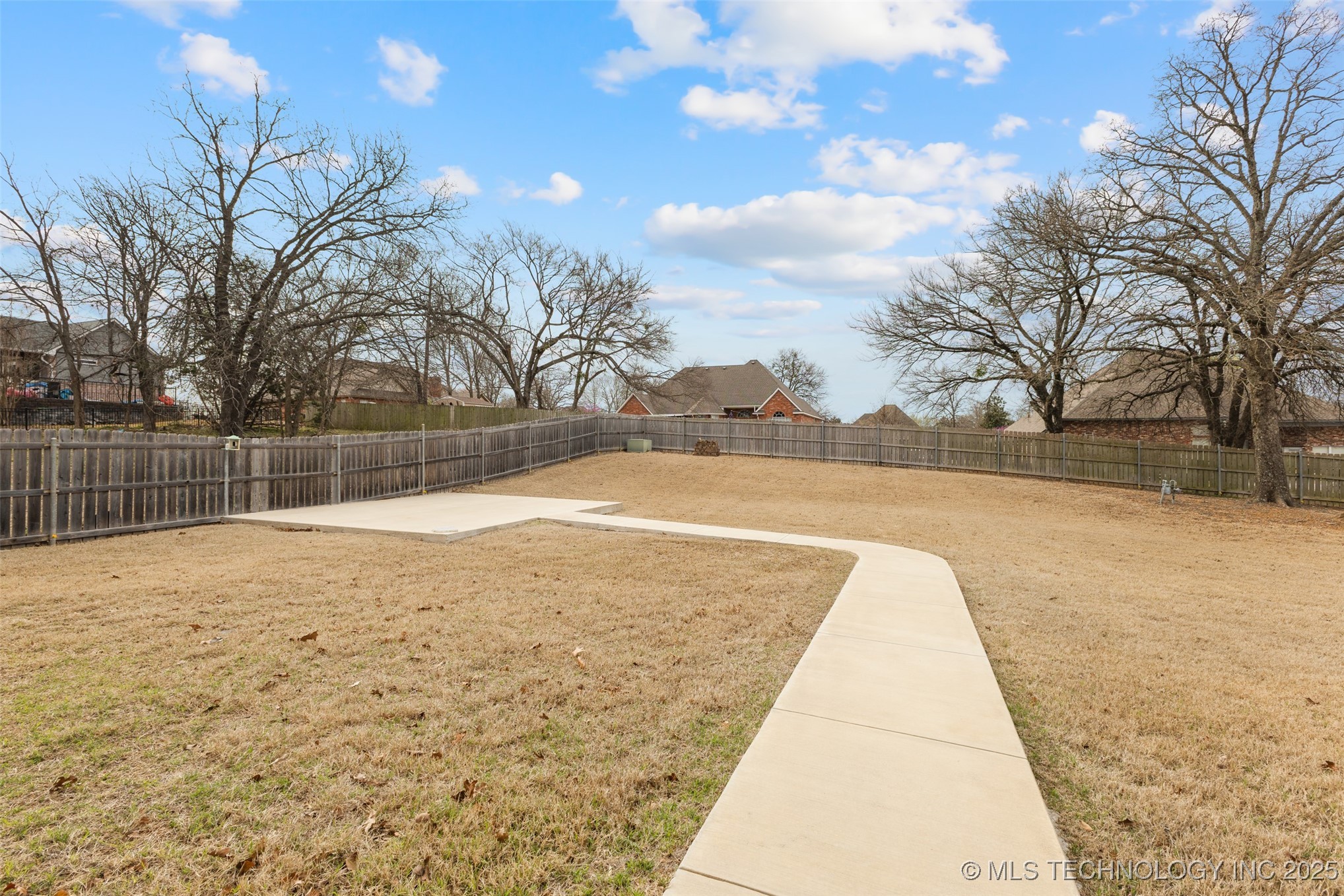 1923 Muirfield Drive