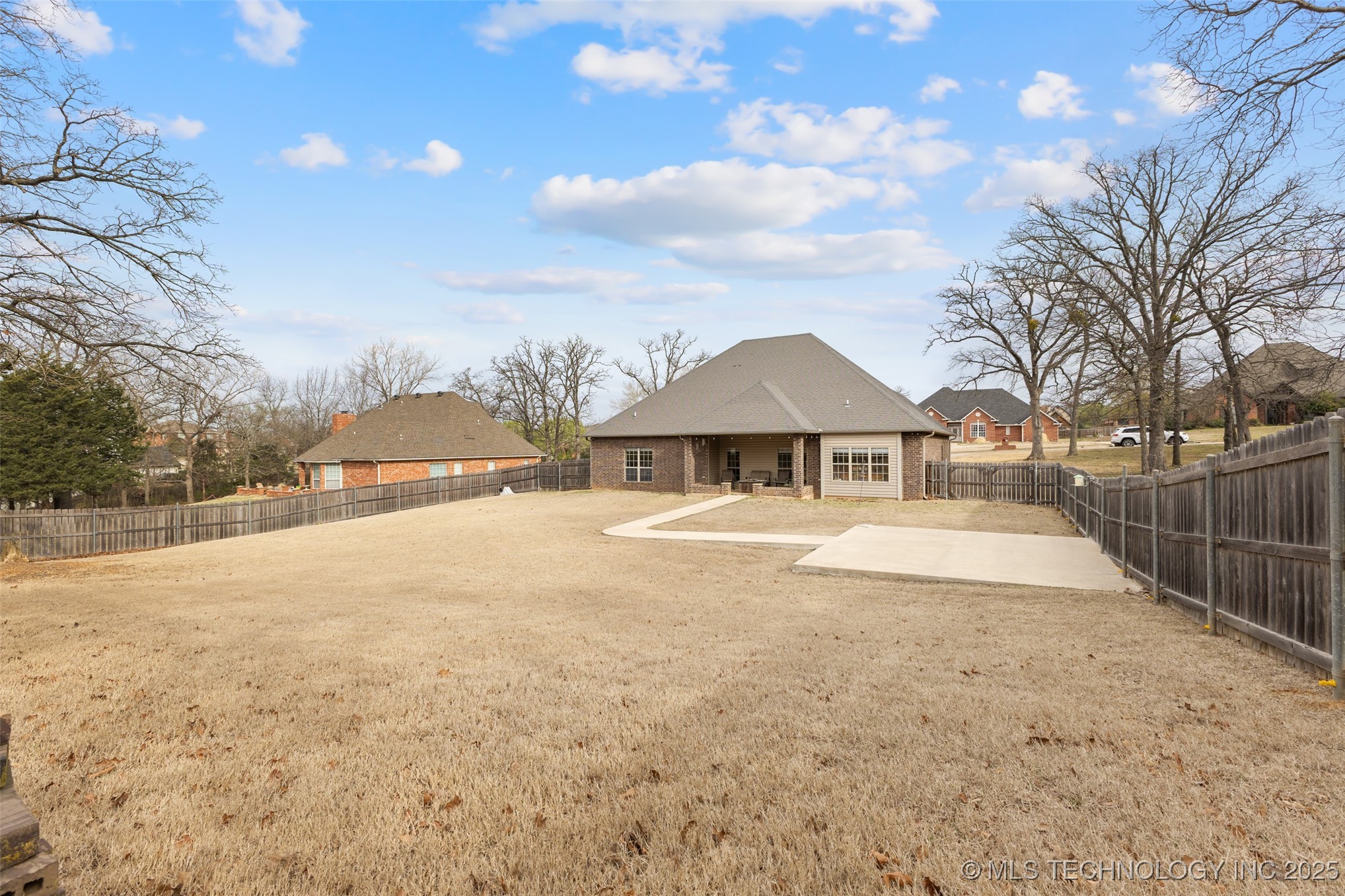 1923 Muirfield Drive