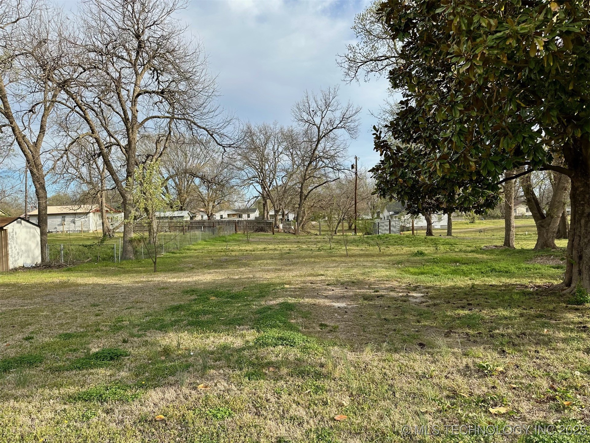412 W 9th