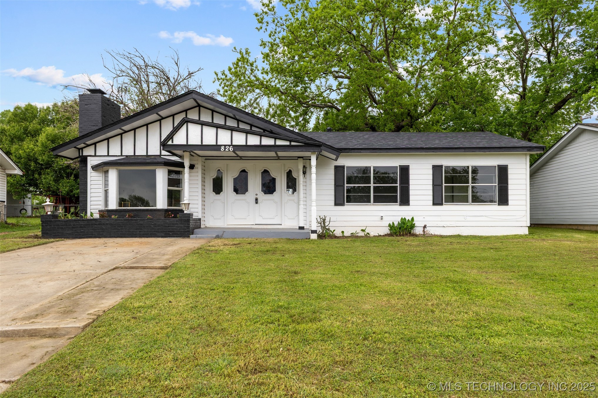 826 Charles Drive