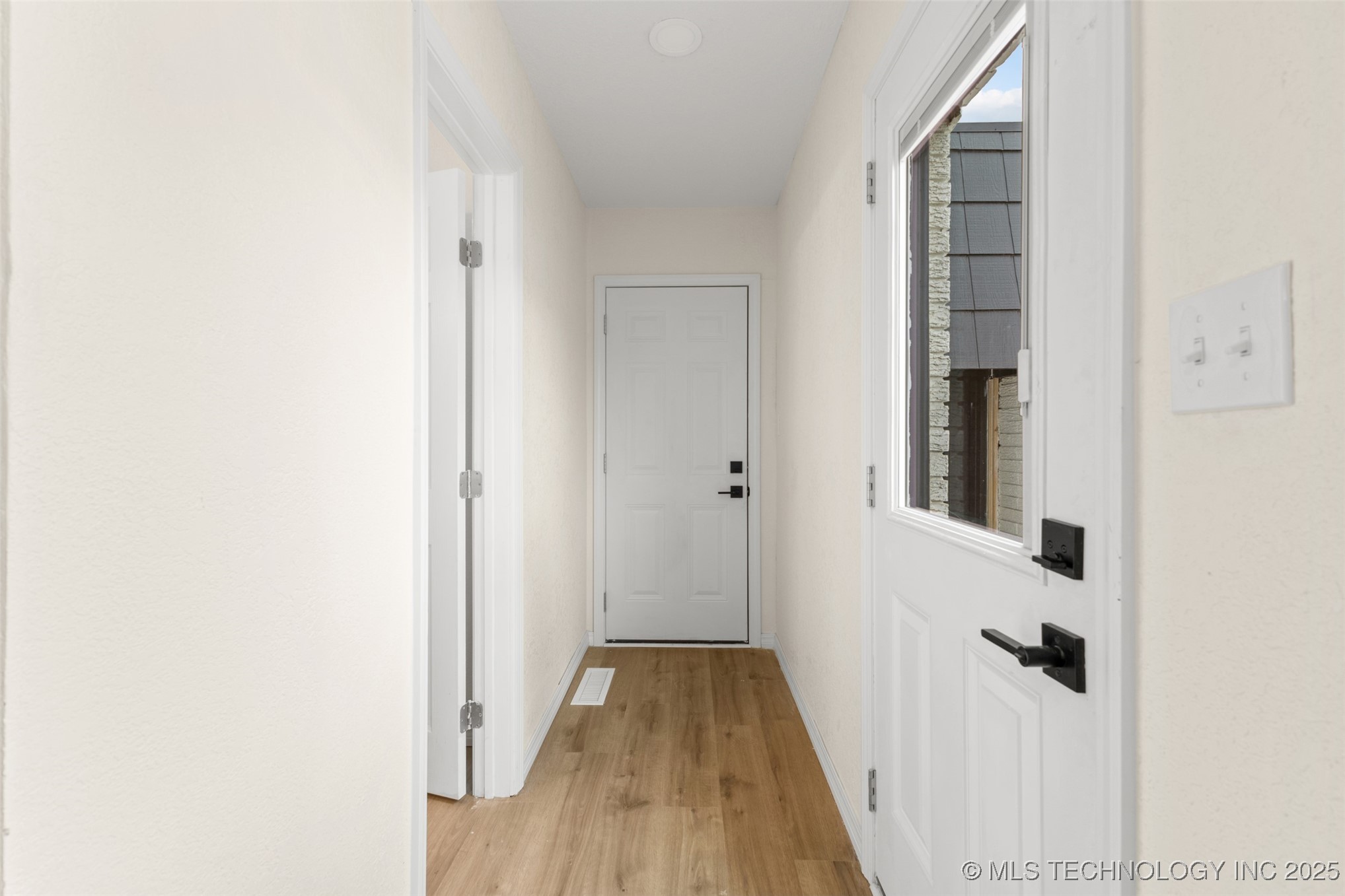 524 W 18th