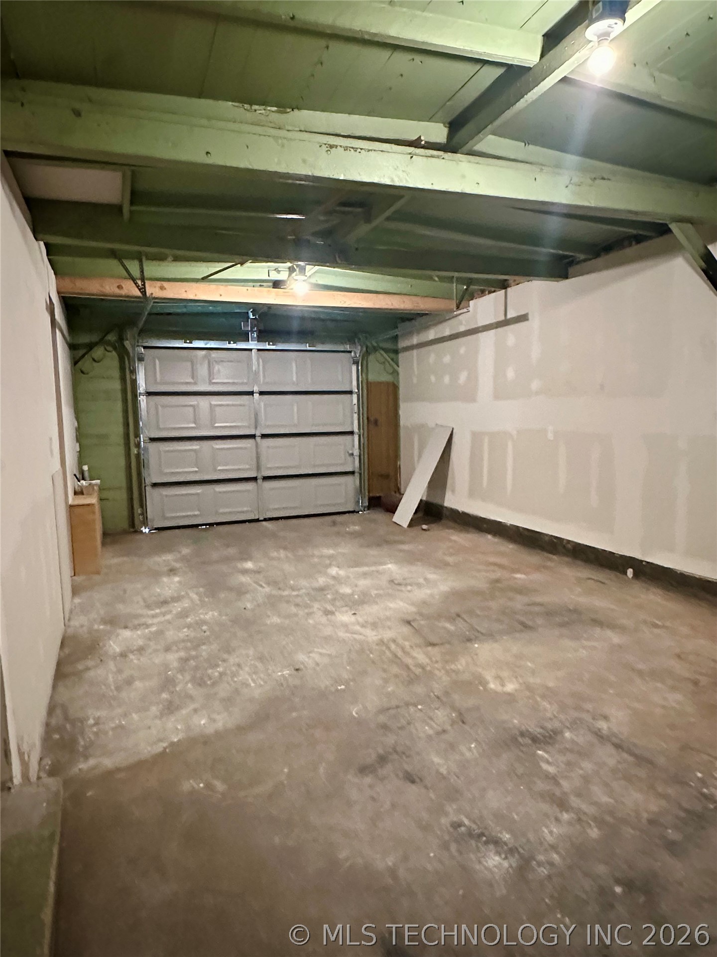 524 W 18th