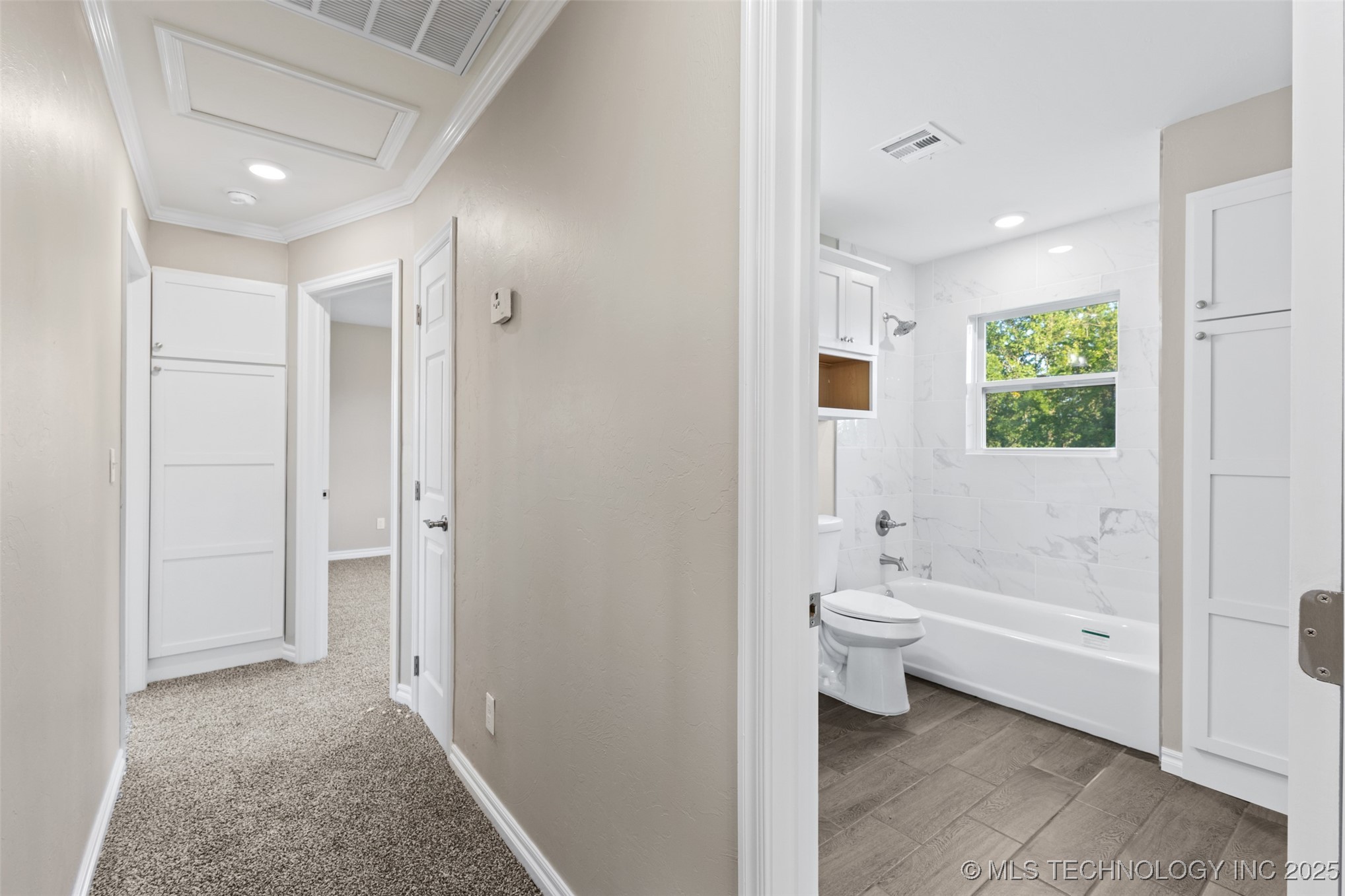 421 E Broadway