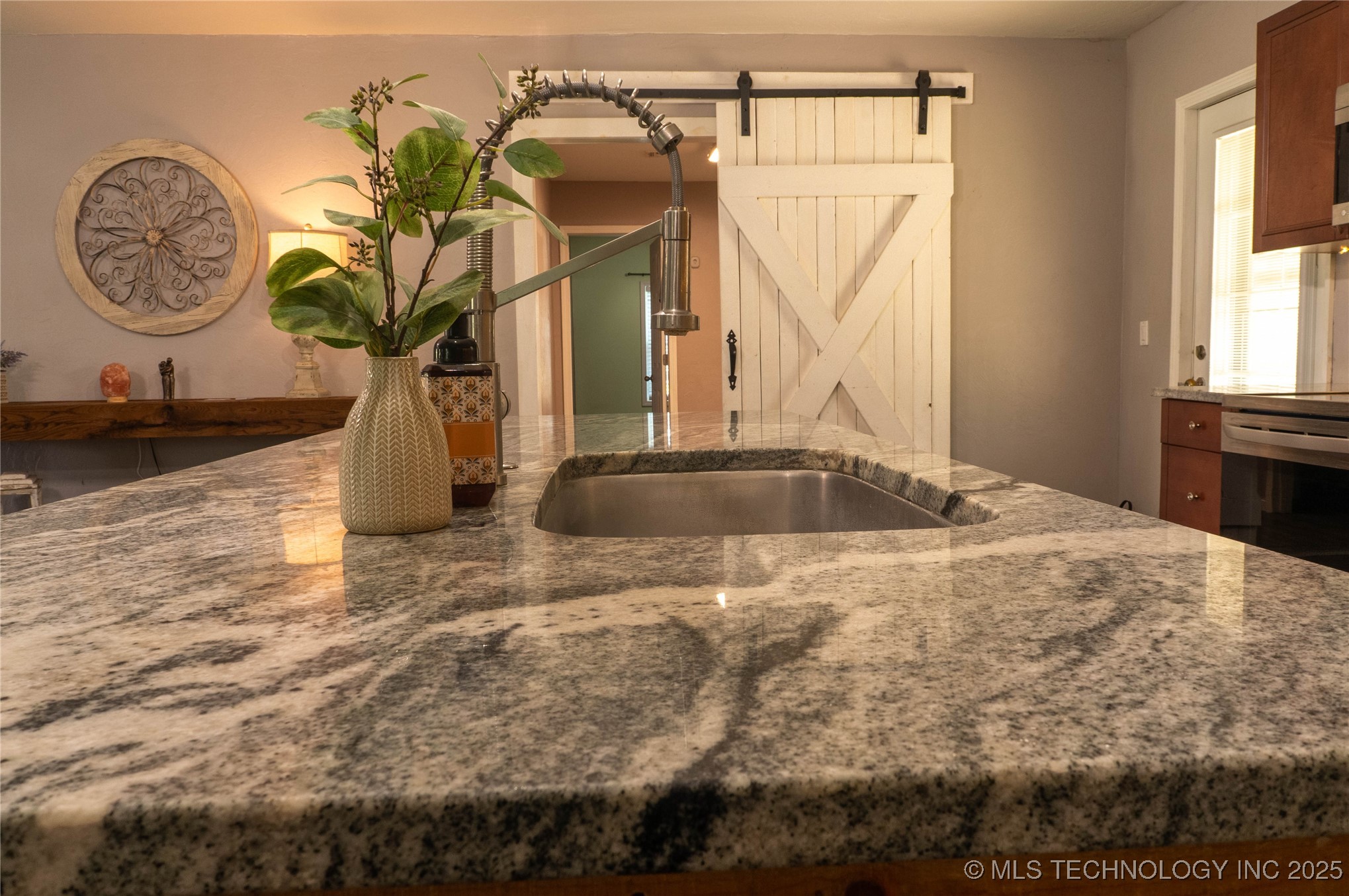 11581 County Road 3570