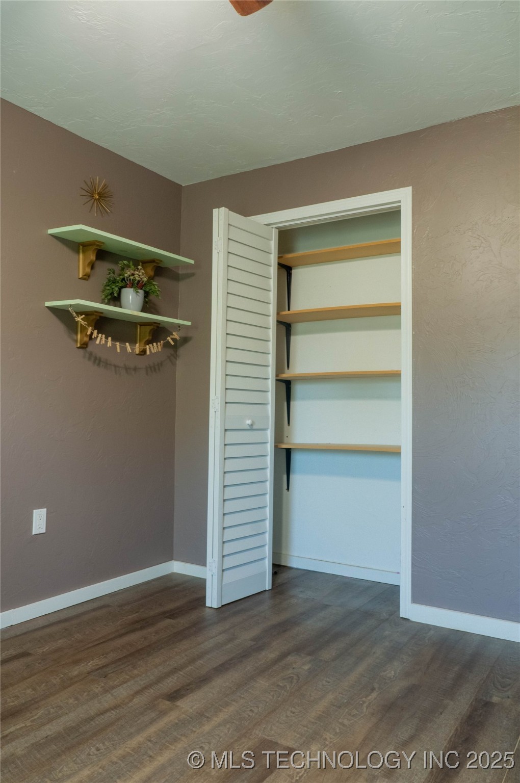 11581 County Road 3570