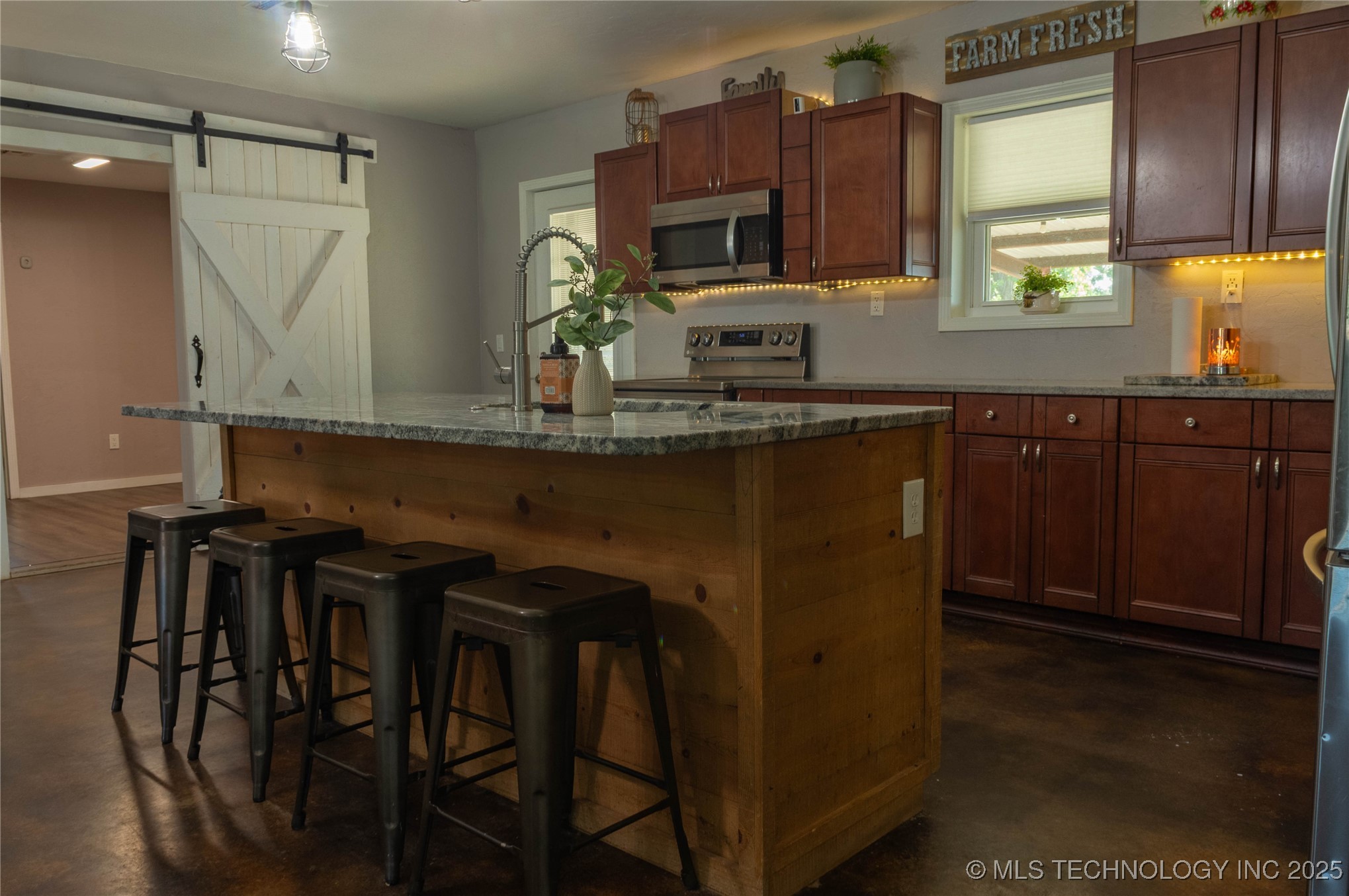 11581 County Road 3570