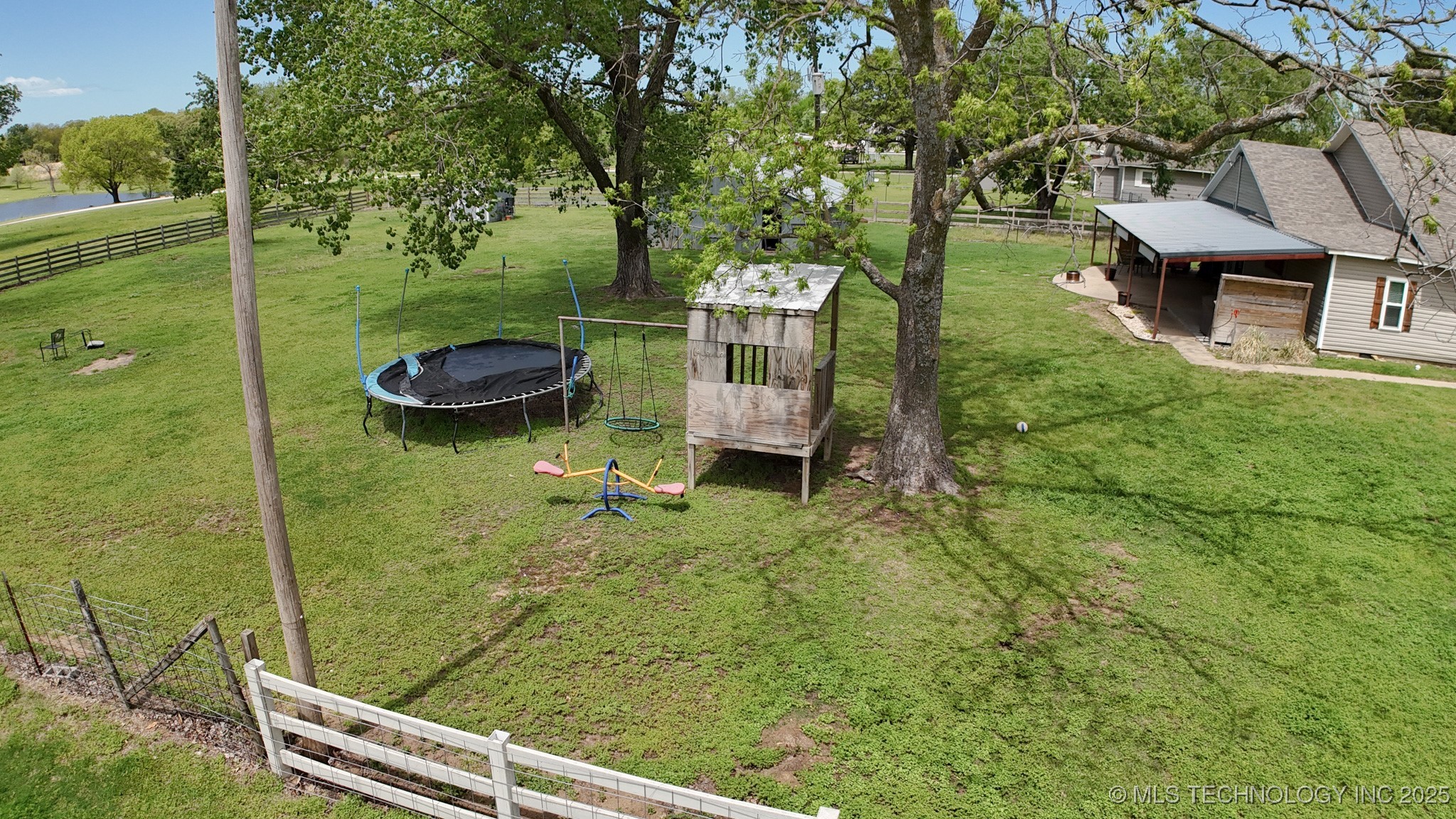 11581 County Road 3570