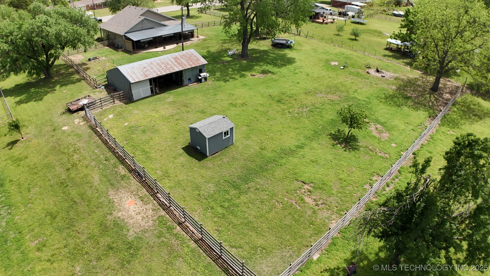 11581 County Road 3570