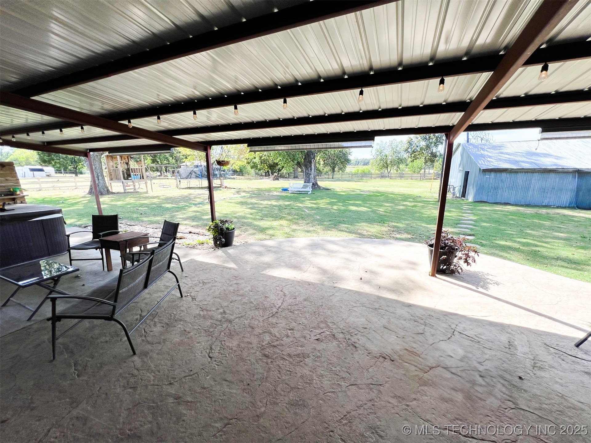 11581 County Road 3570