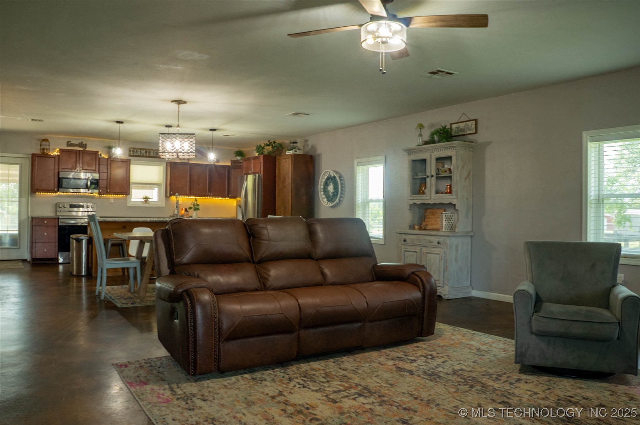 11581 County Road 3570