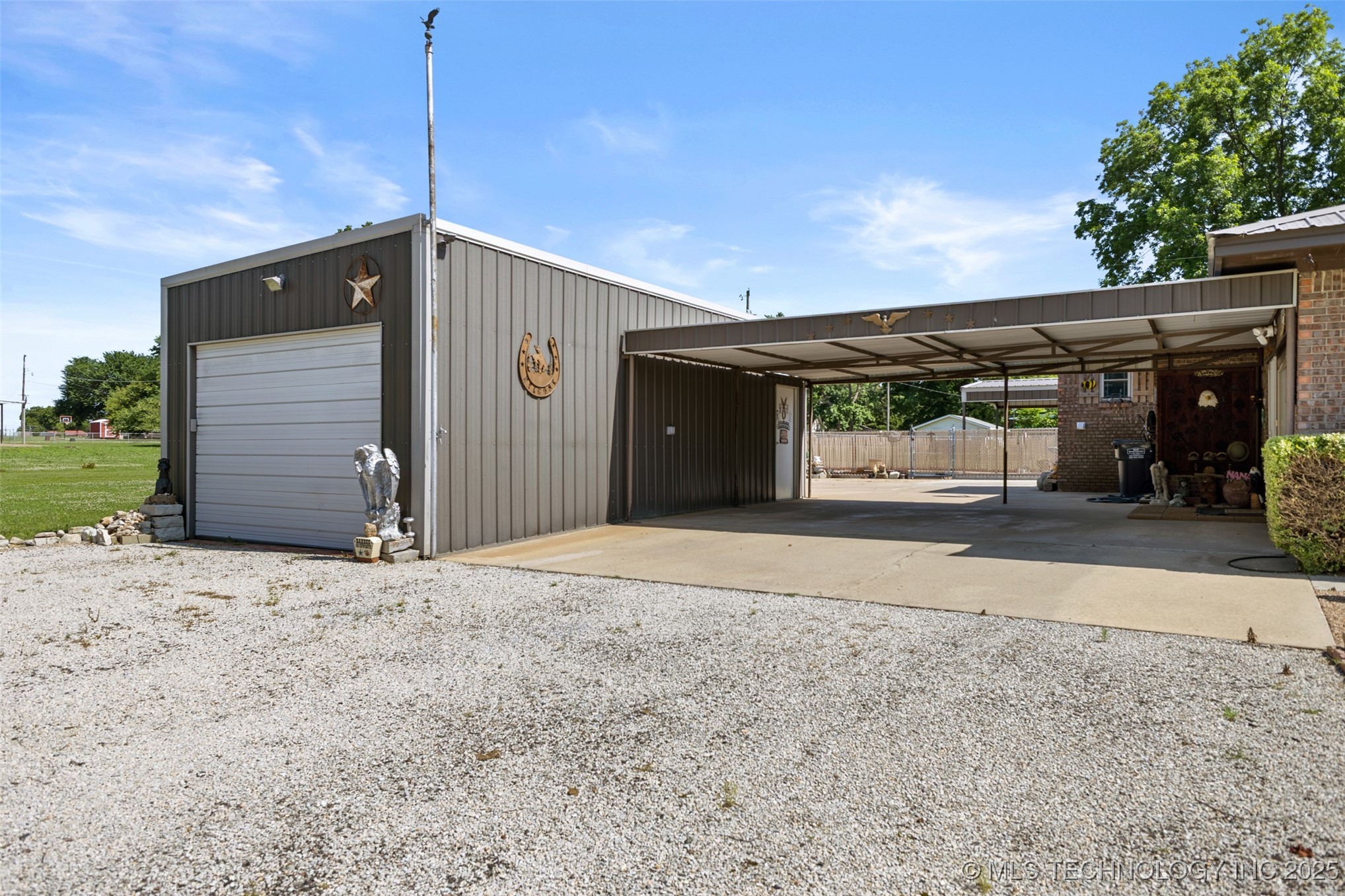 601 S 9th