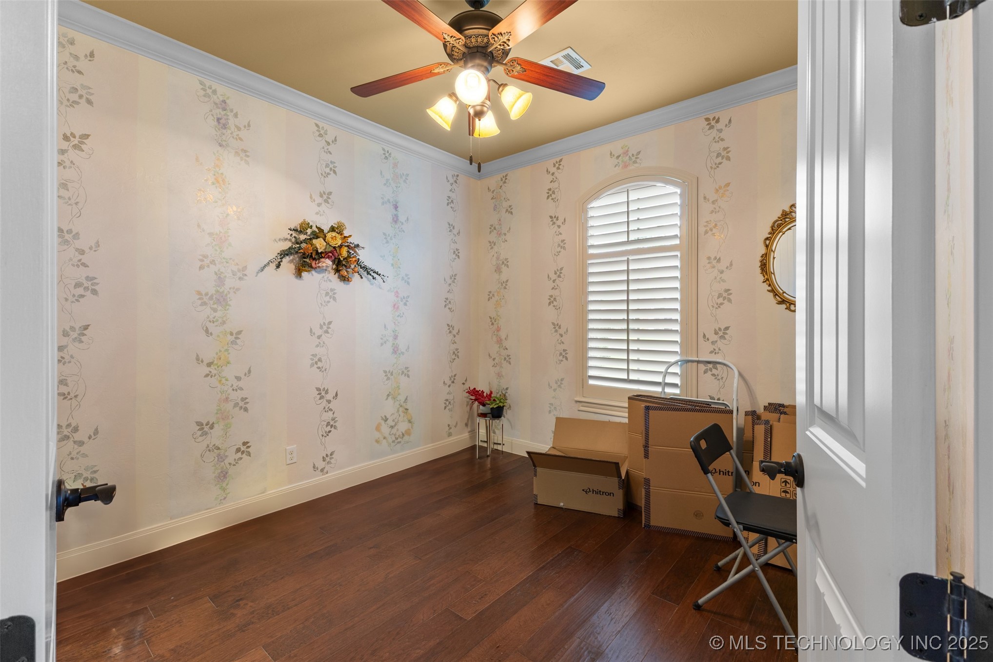 800 Magnolia