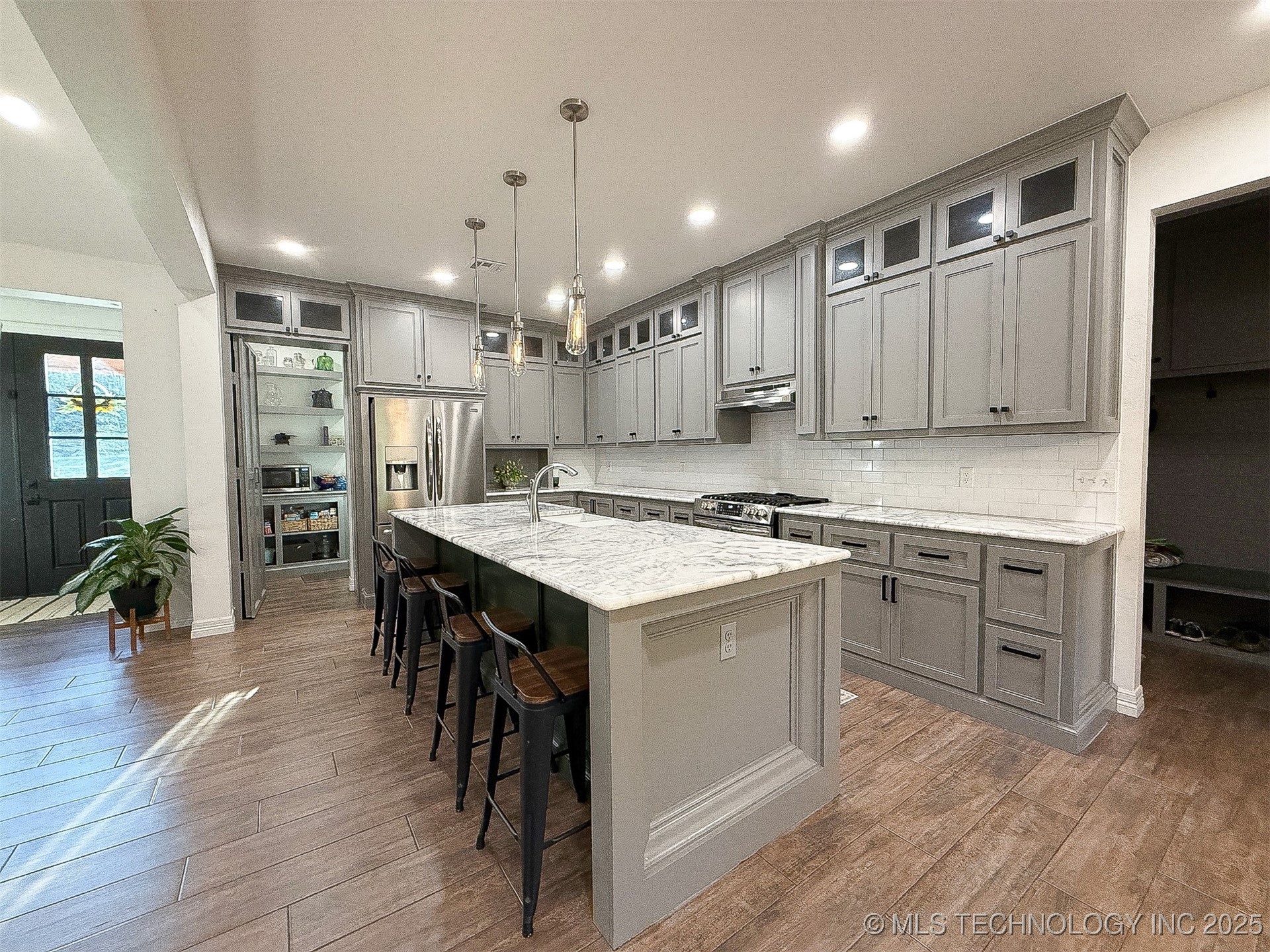 18040 County Road 1558