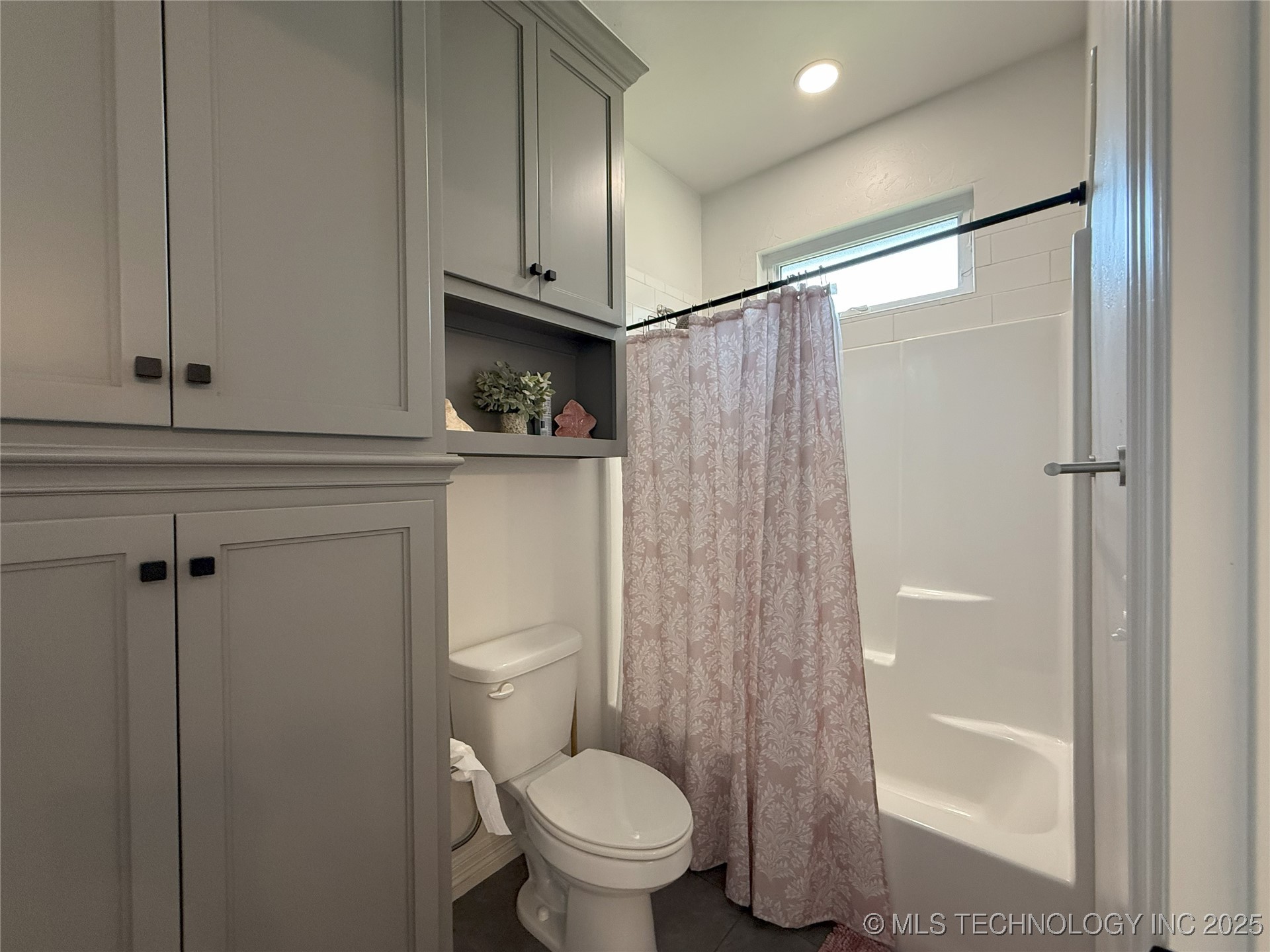 18040 County Road 1558