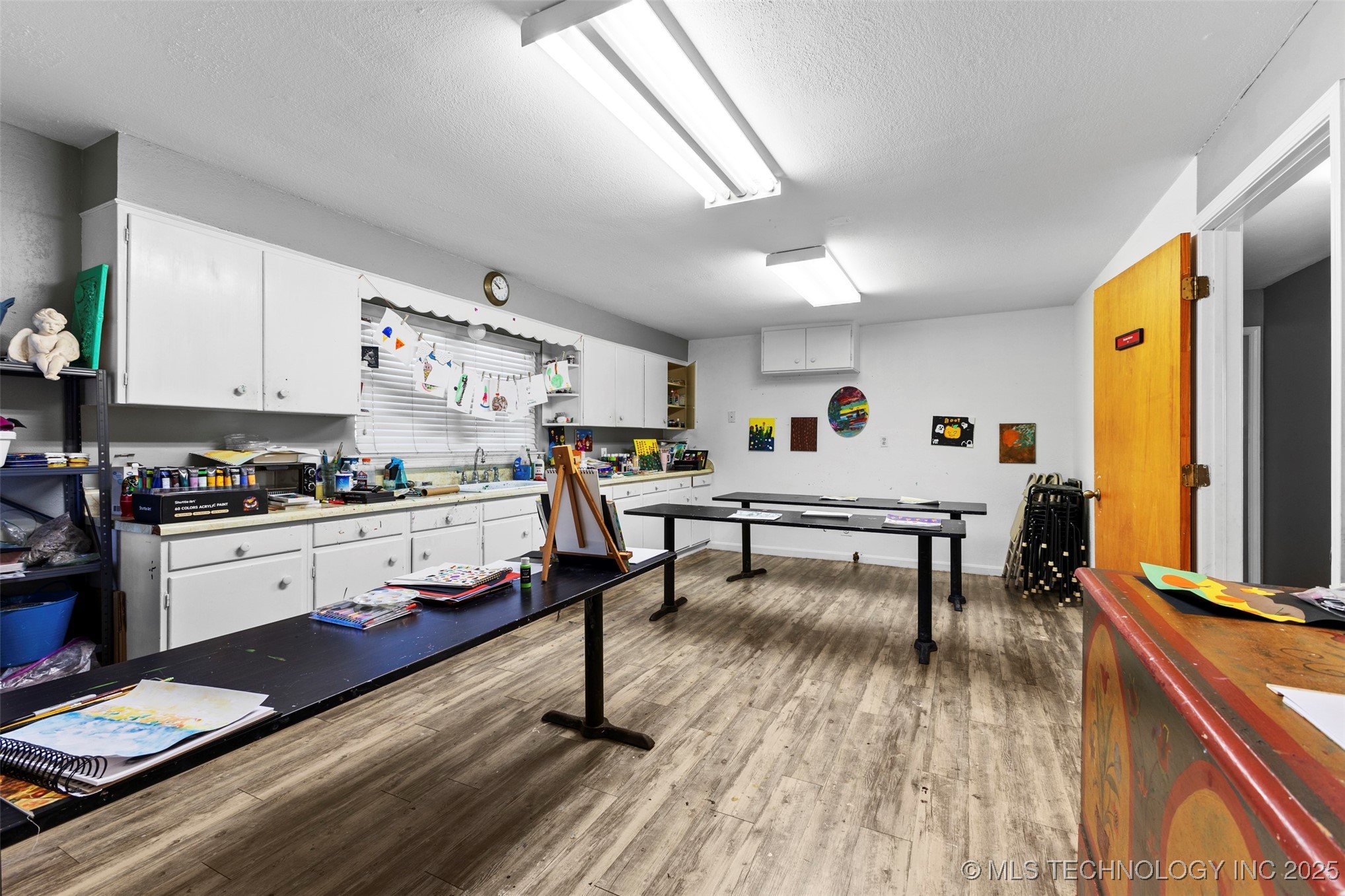 404 E 12th