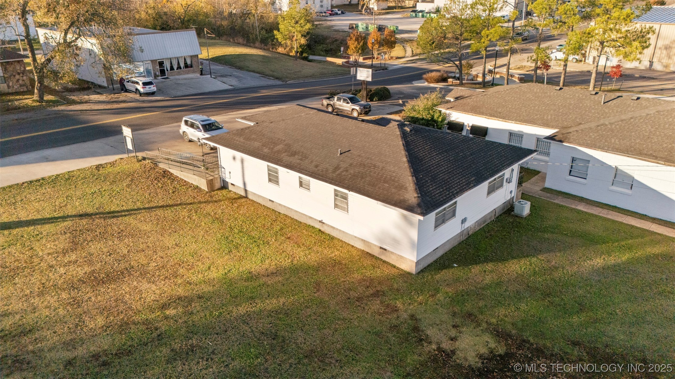 404 E 12th
