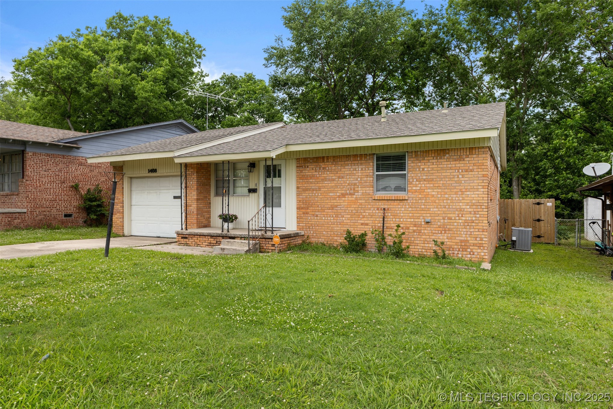 1408 E Nancy Street