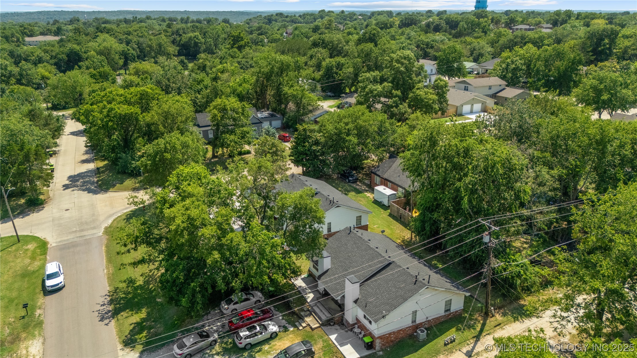 230 E 17th