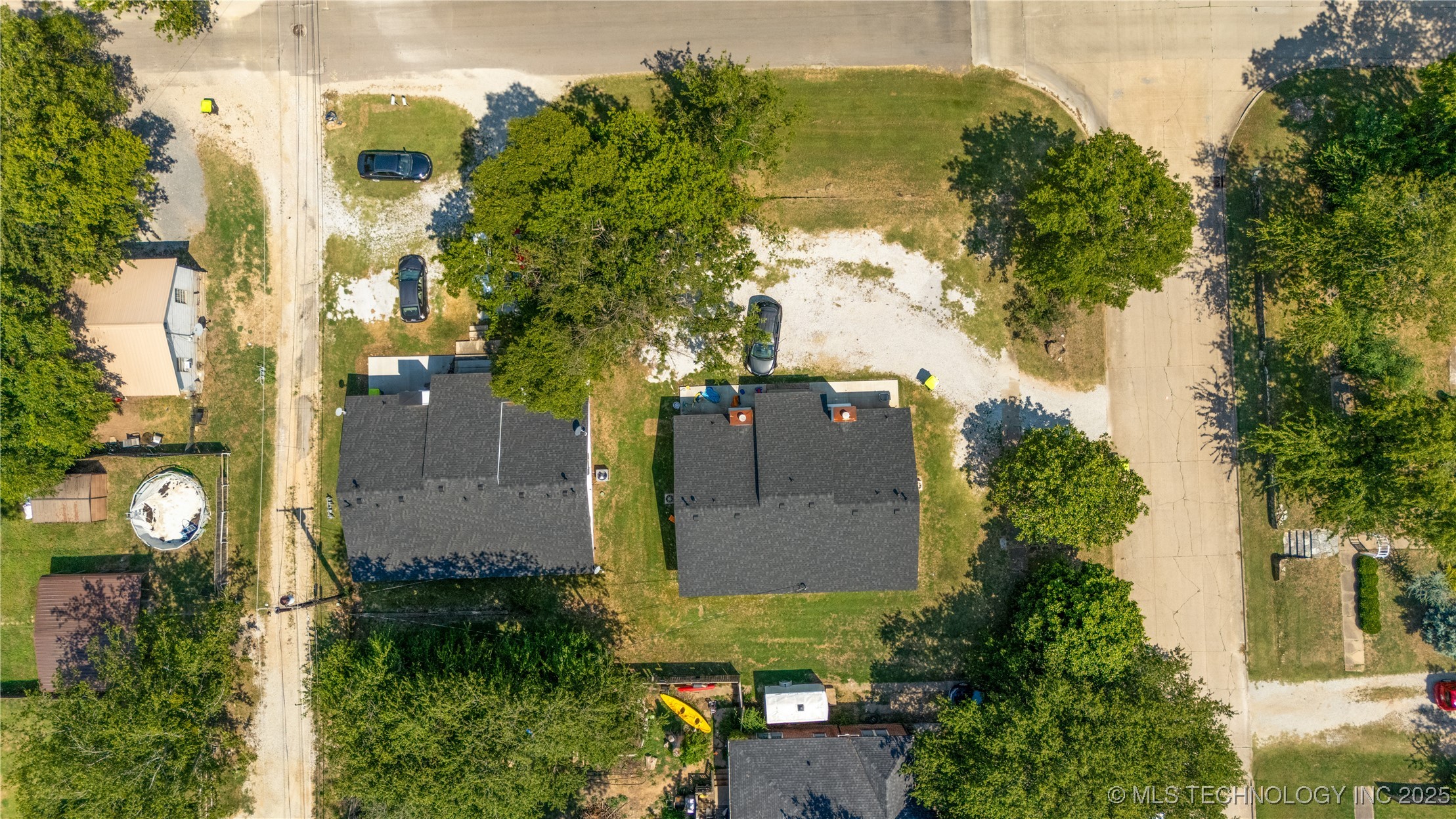 230 E 17th