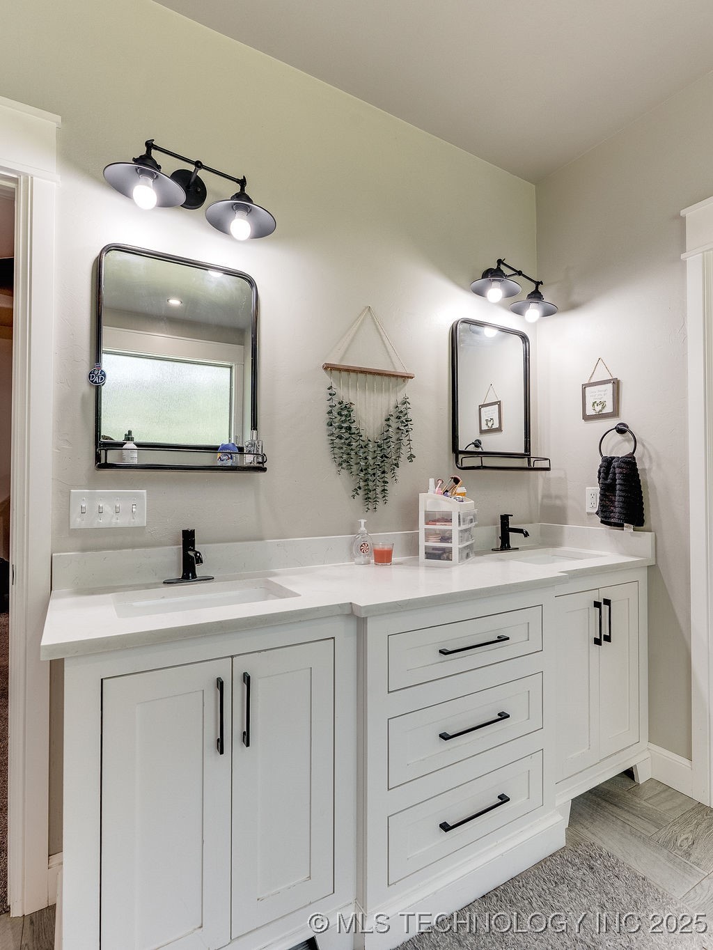 16093 County Road 3529