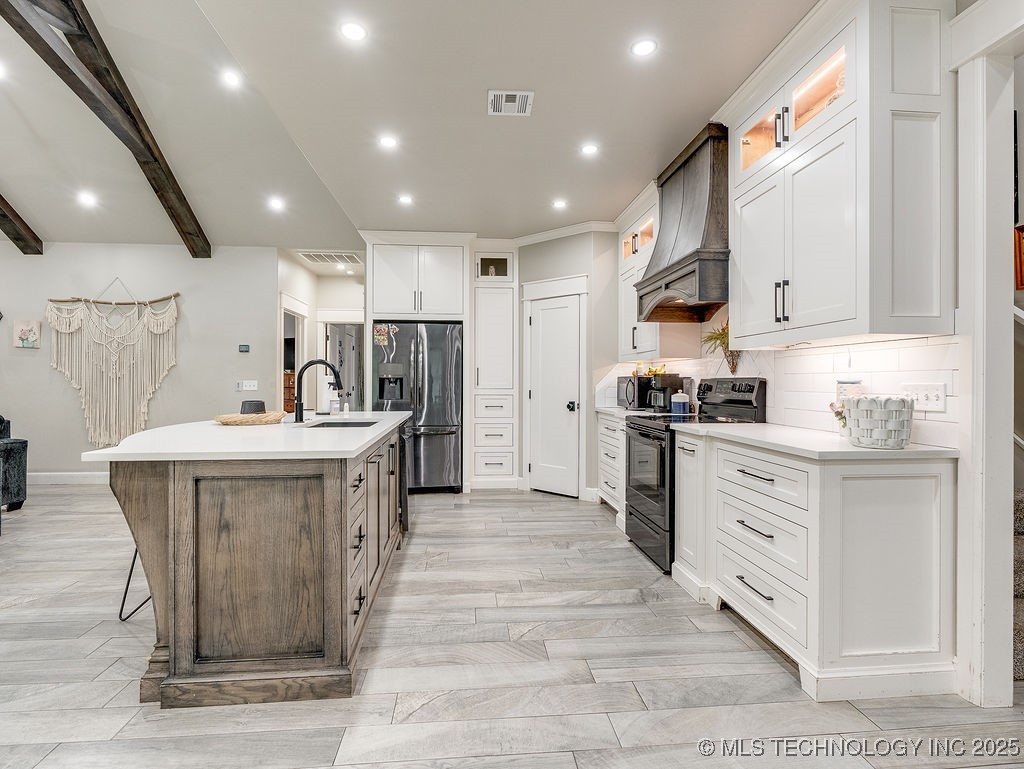 16093 County Road 3529