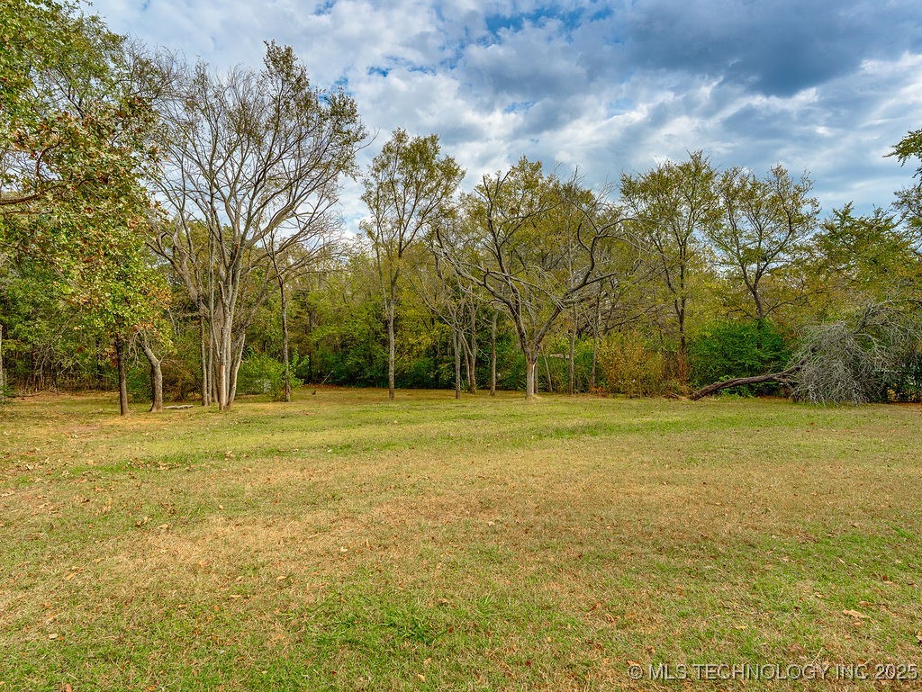 19116 County Road 1570