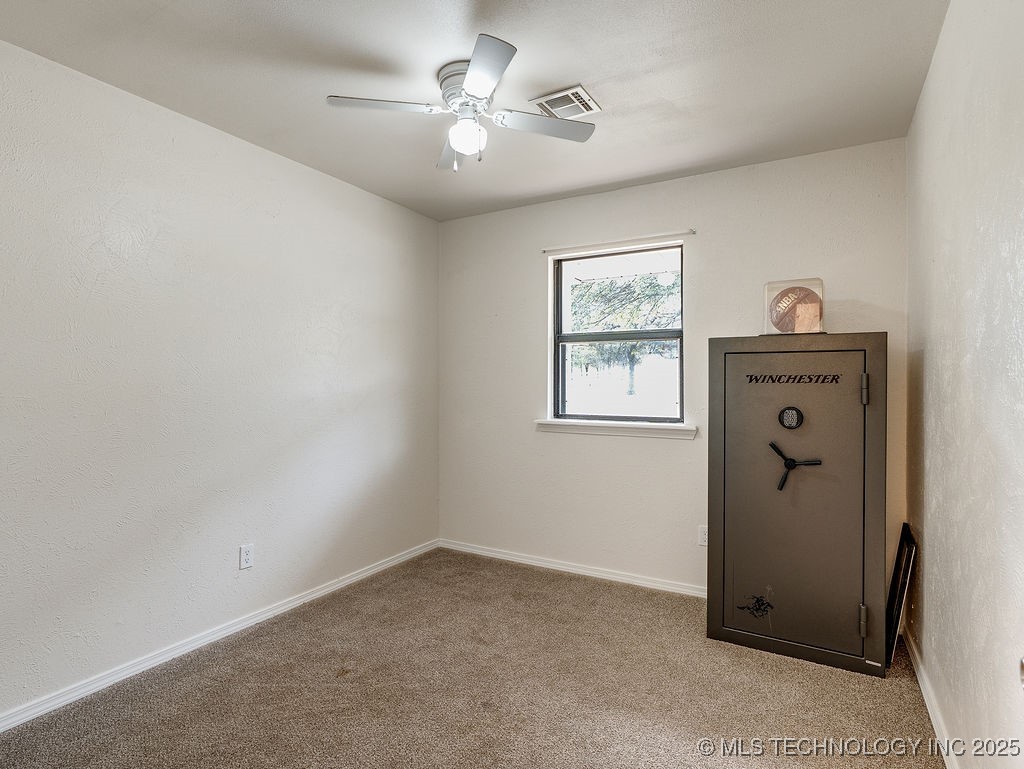 19116 County Road 1570