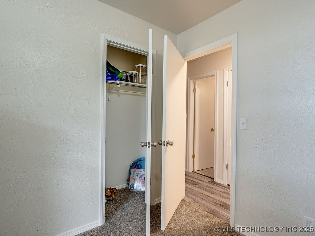 19116 County Road 1570