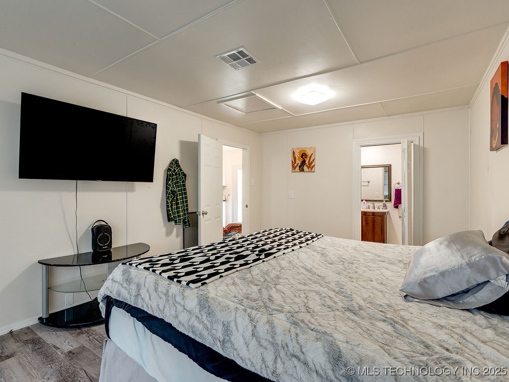 19116 County Road 1570