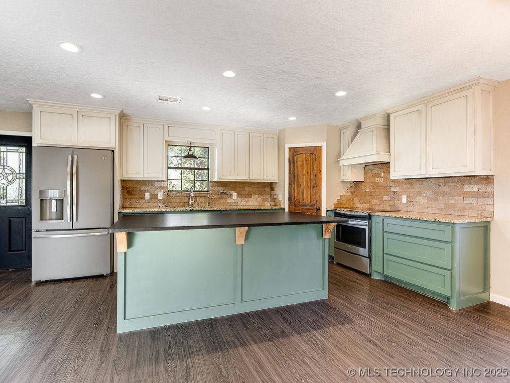 5775 County Road 1590