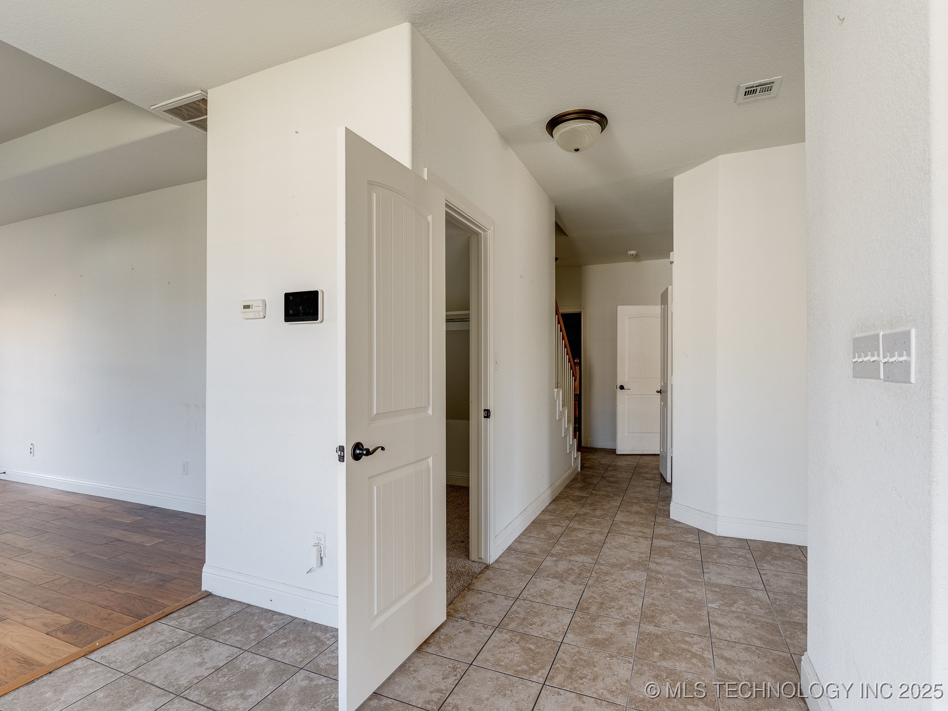 1100 Emily Lane