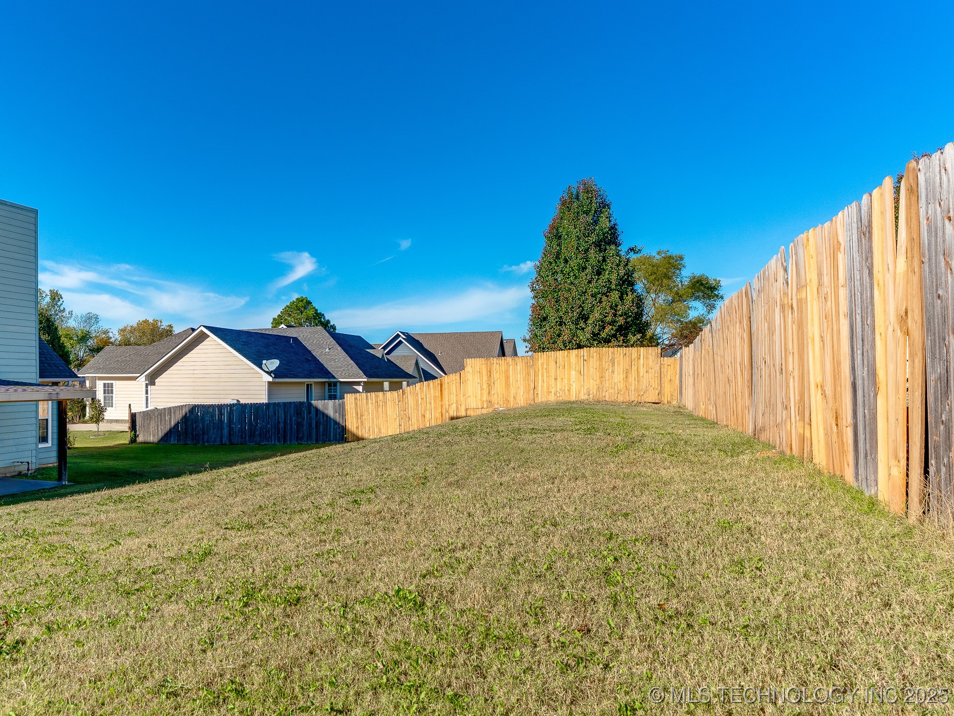 1100 Emily Lane