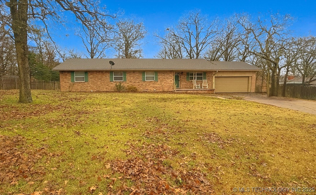 2123 E 12th Street N