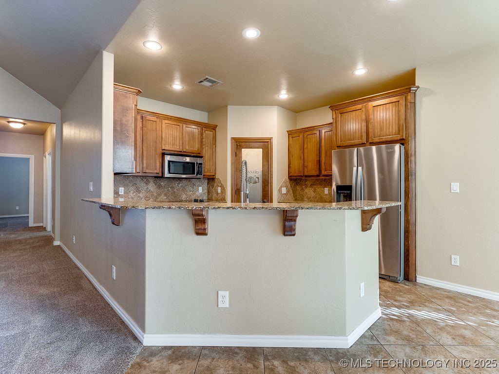 820 Cypress