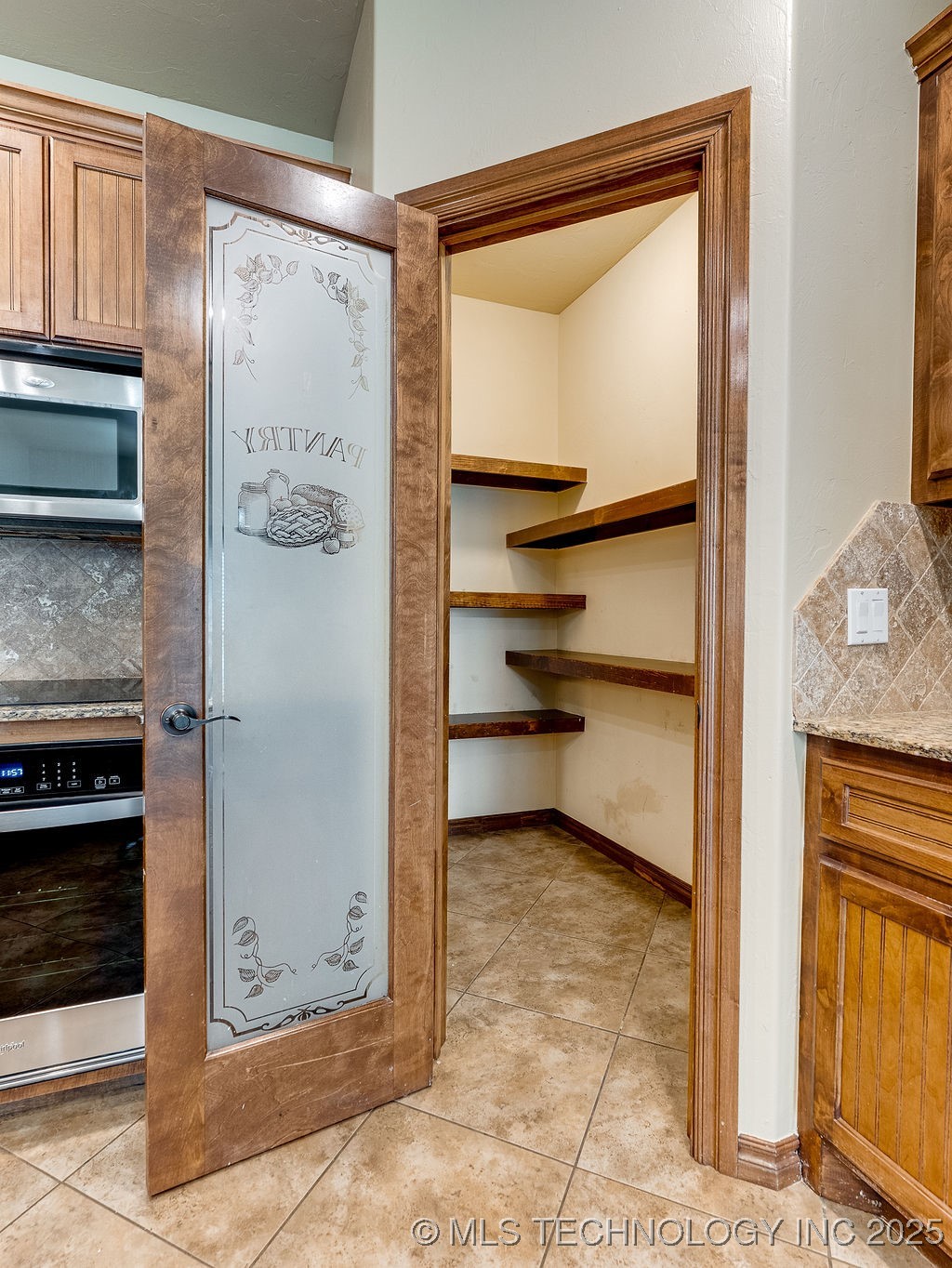 820 Cypress