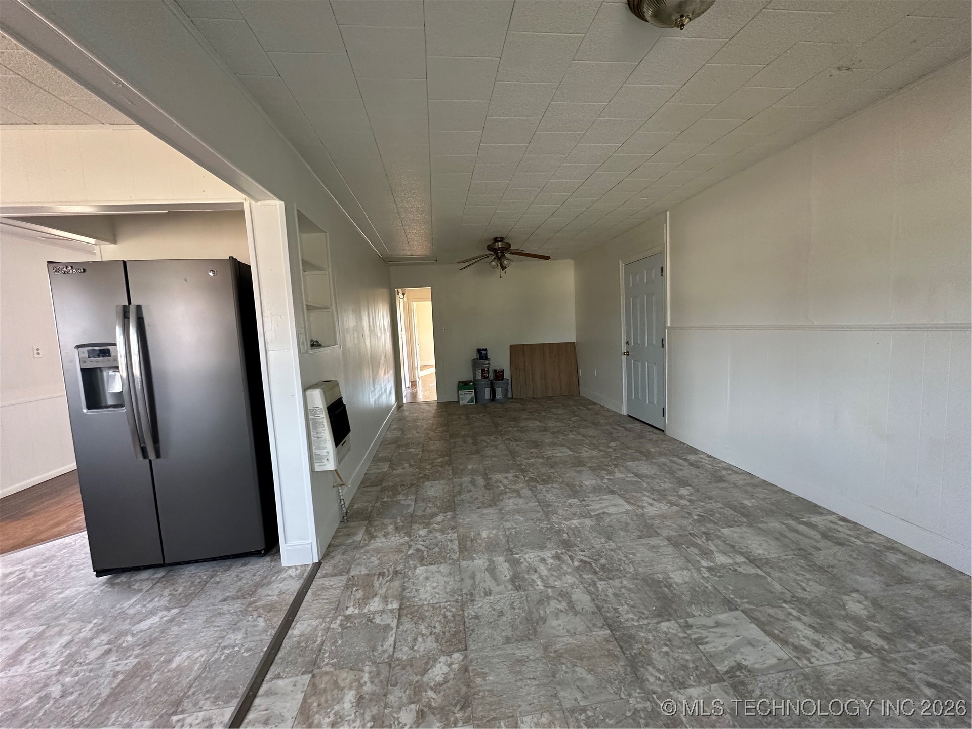 301 S Hickory